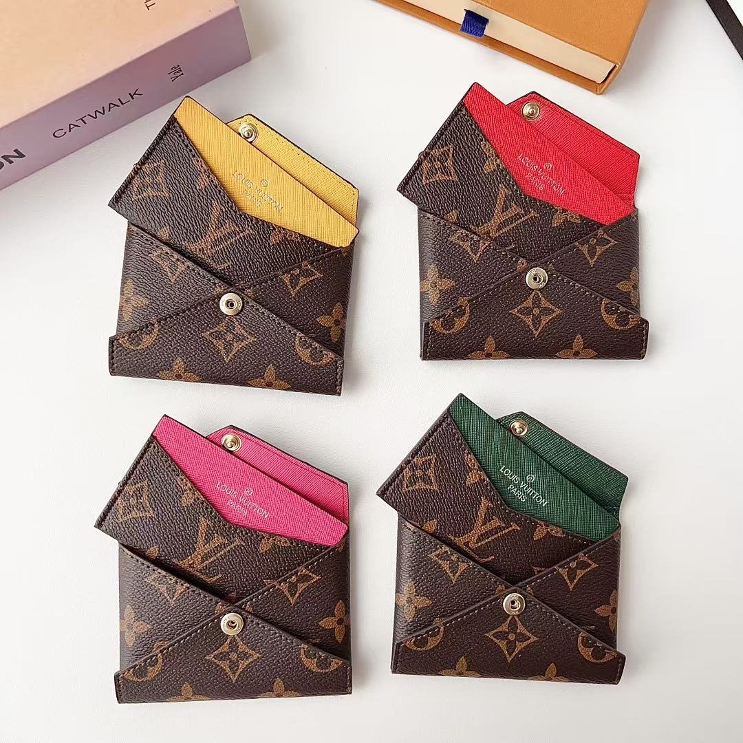LV wallet card