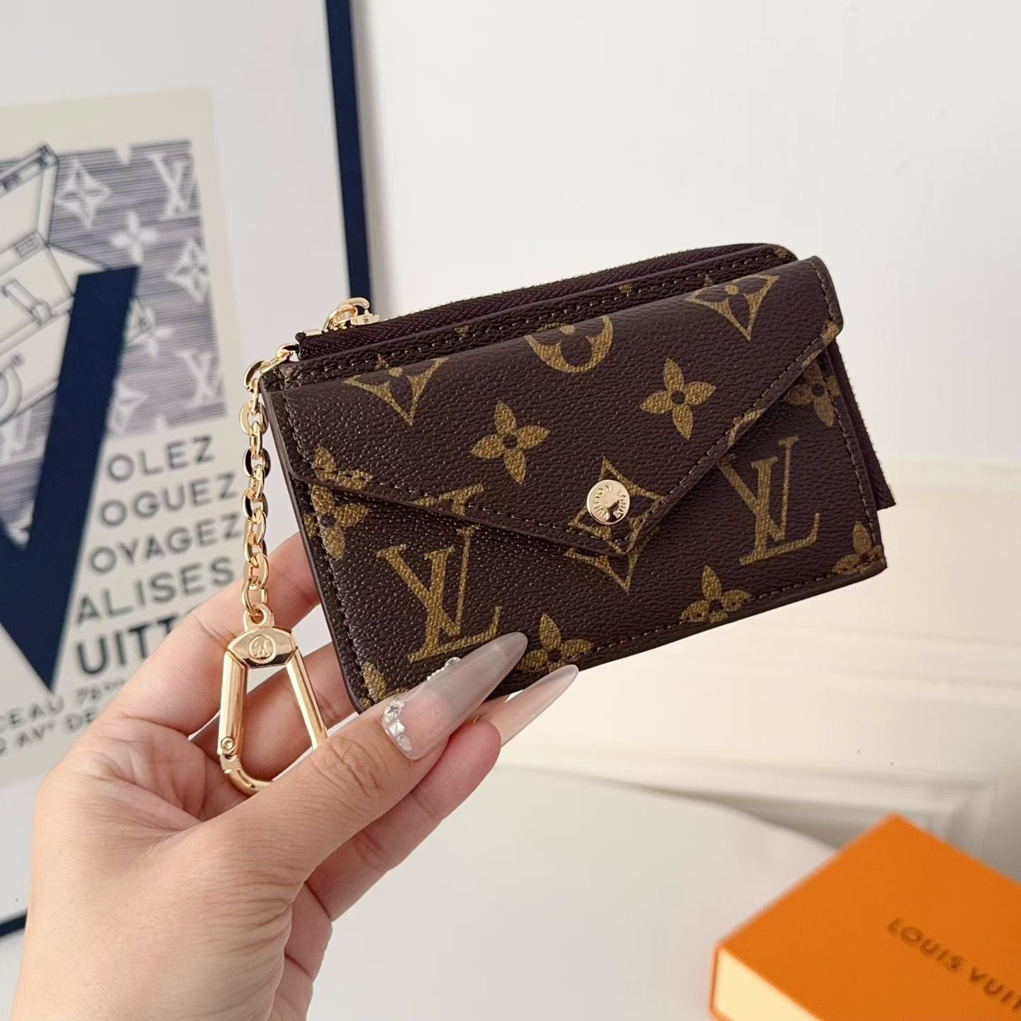 Leather Lv Coin Wallet - Compact Money Holder