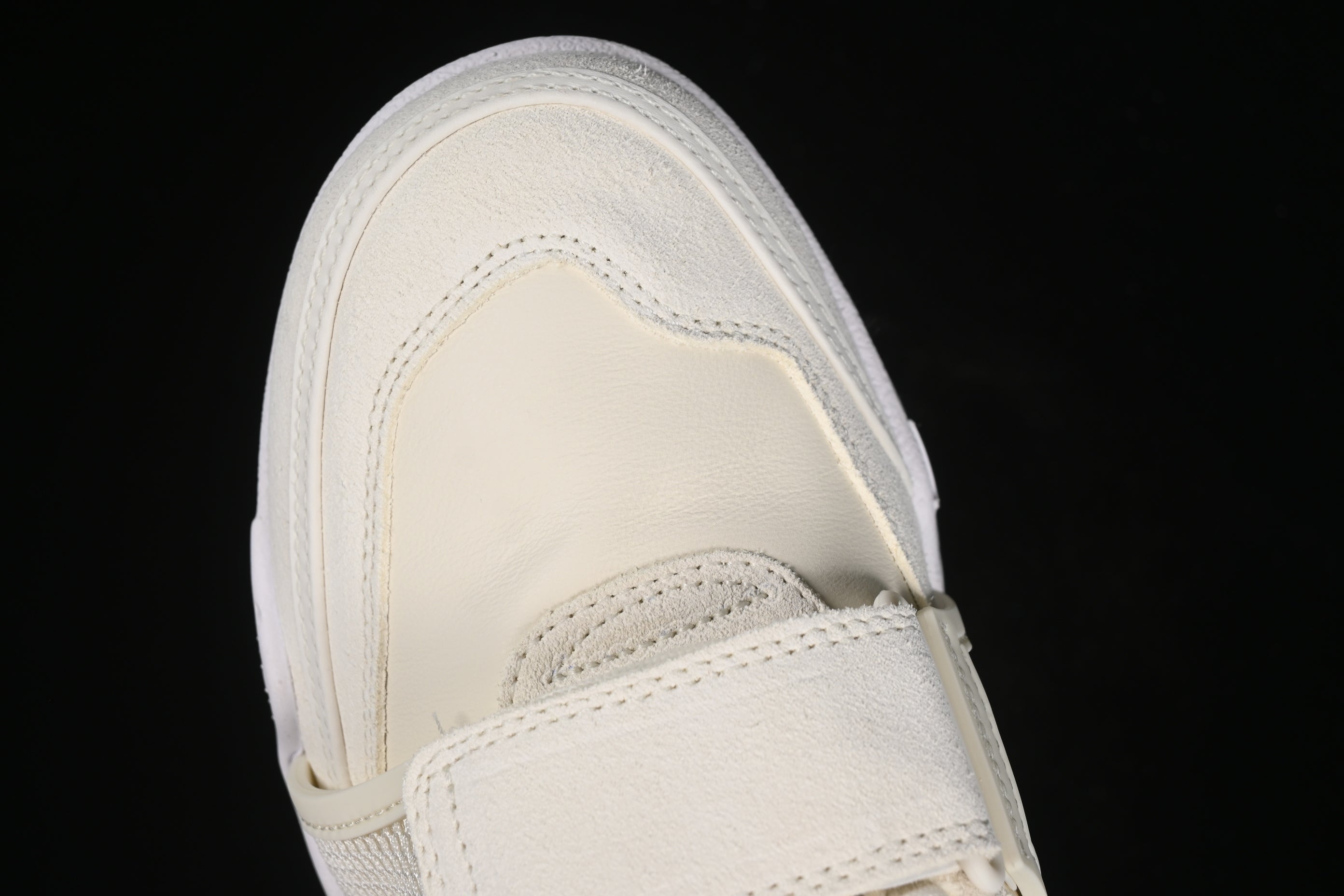 Nike Zoom Field Jaxx SP Travis Scott Sail