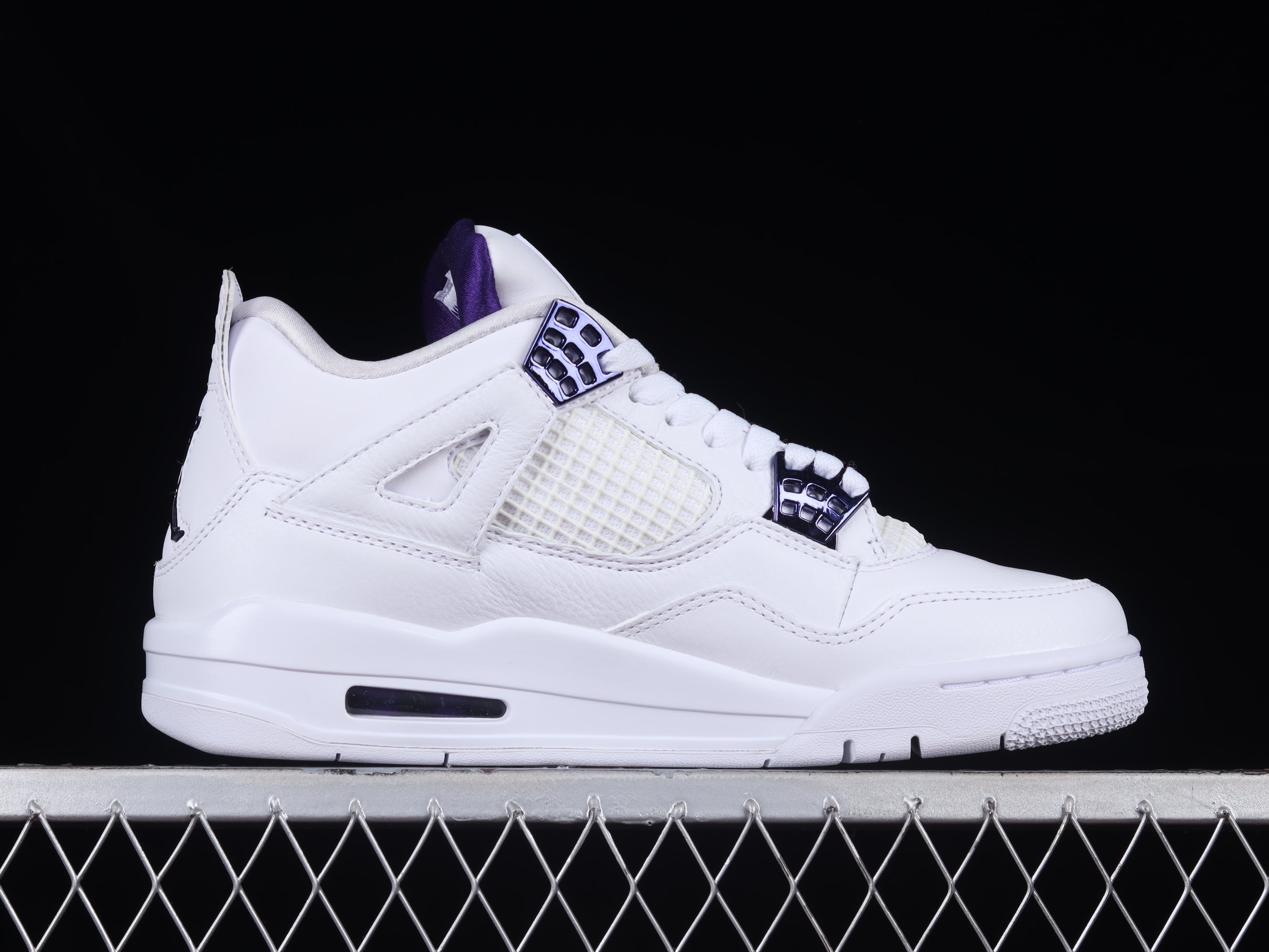 Jordan 4 Retro Metallic Purple