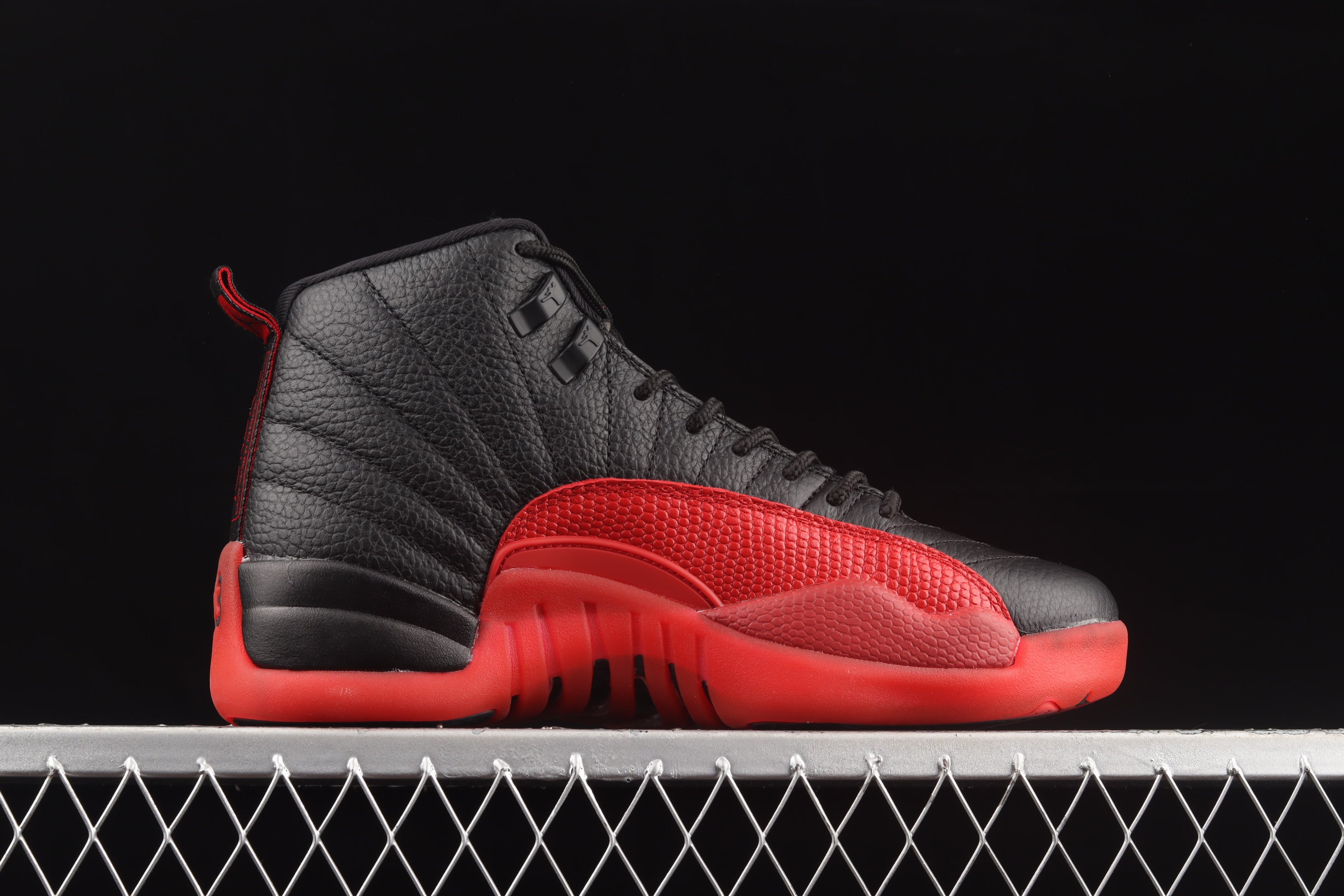 Jordan 12 Retro Flu Game (2016)