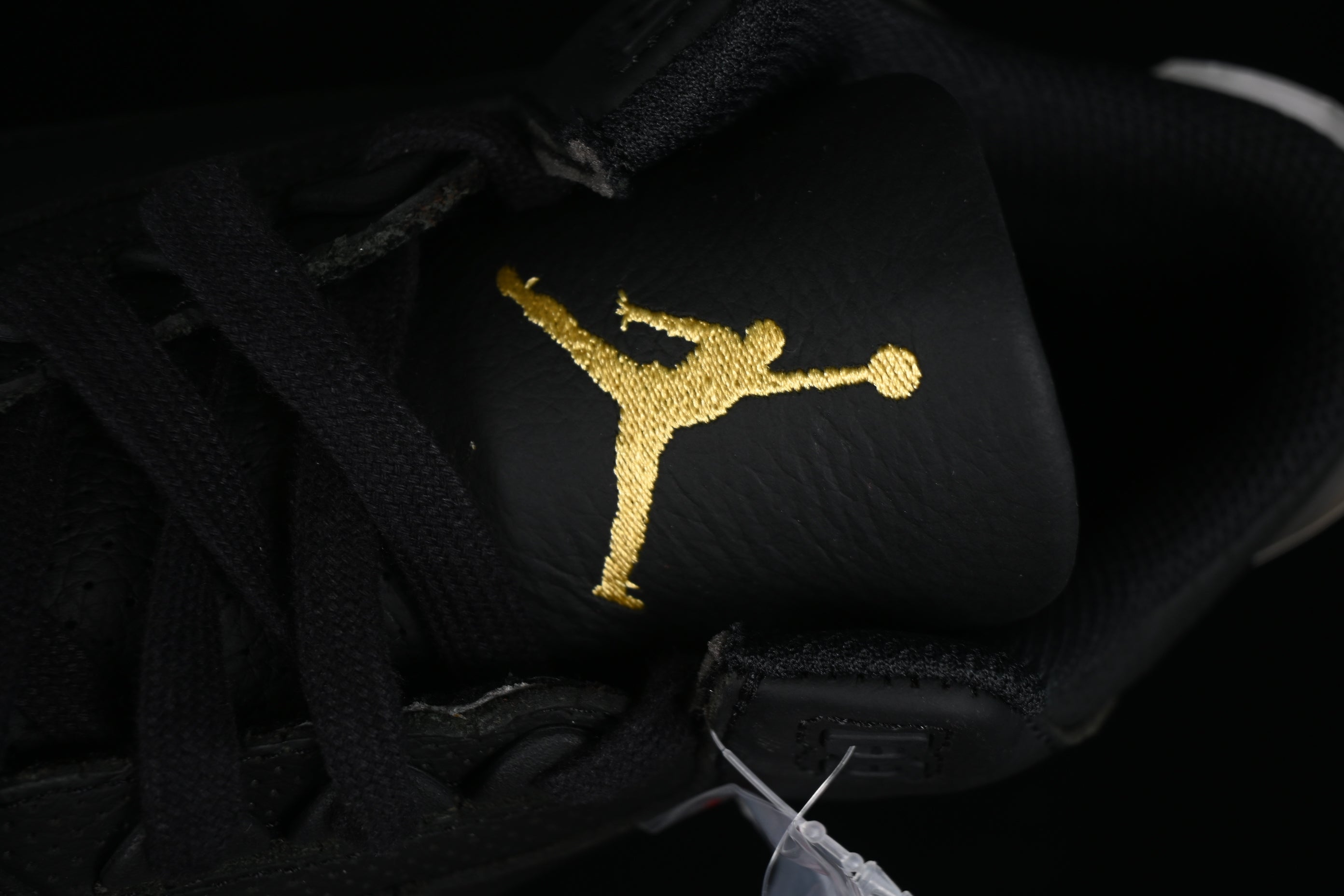 Air Jordan 3 Retro x J Balvin