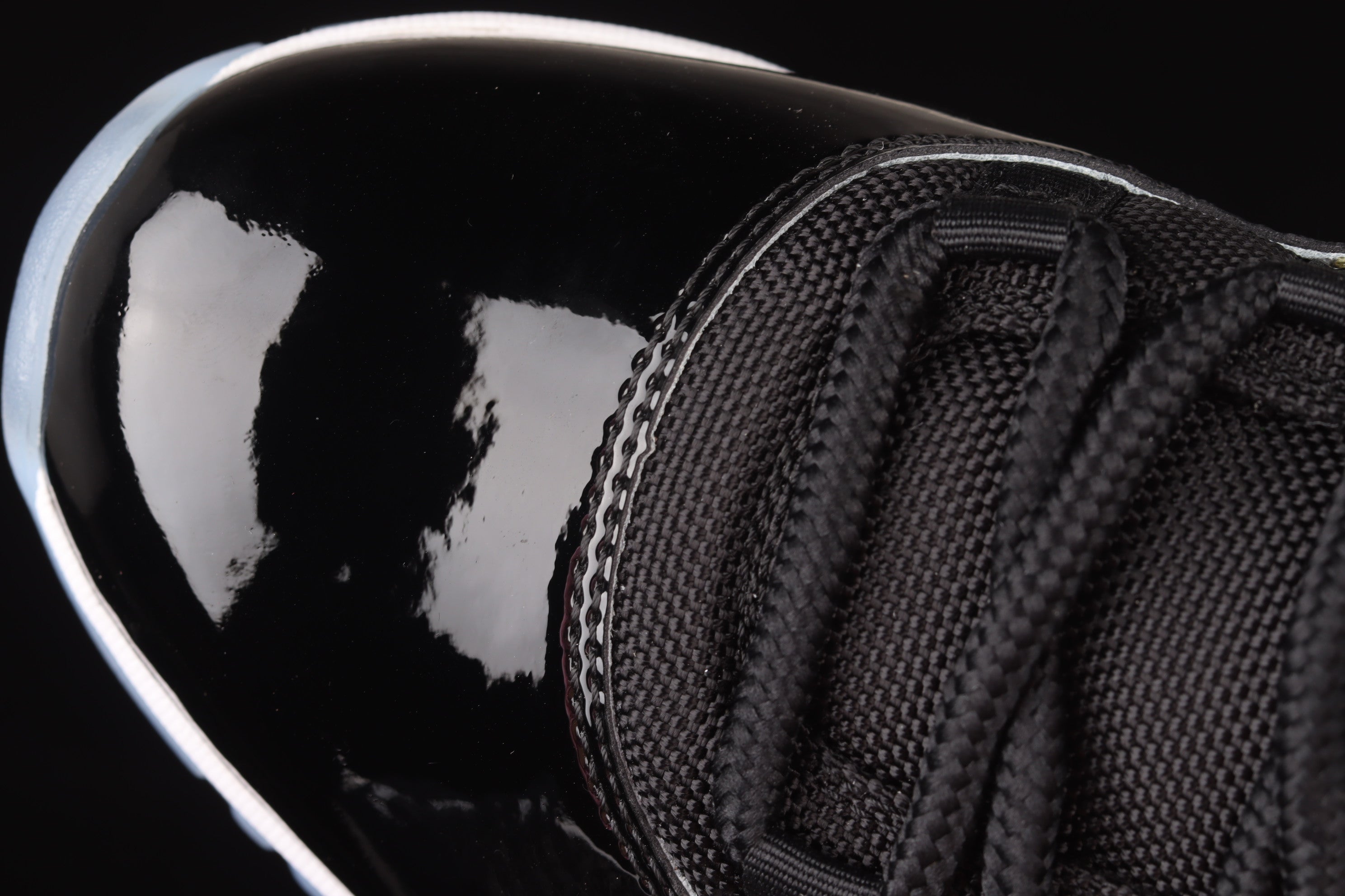 Jordan 11 RETRO Space Jam (2016)