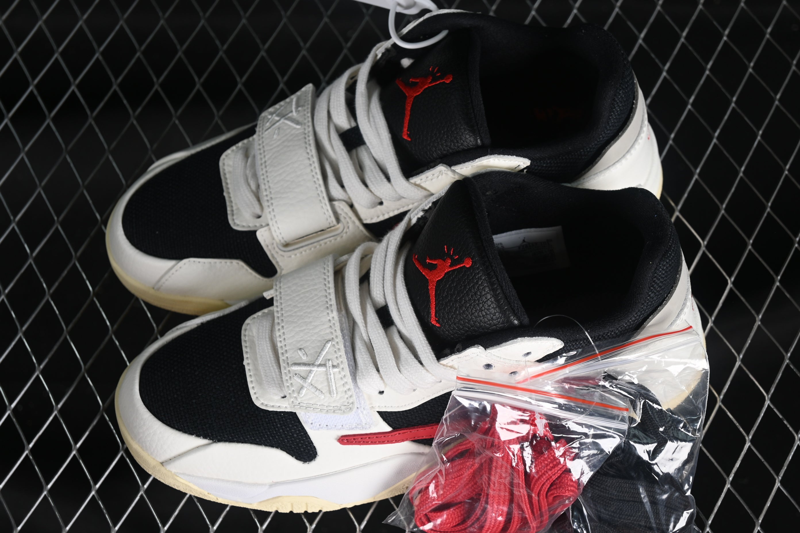 Jordan Jumpman Jack TR Travis Scott University Red