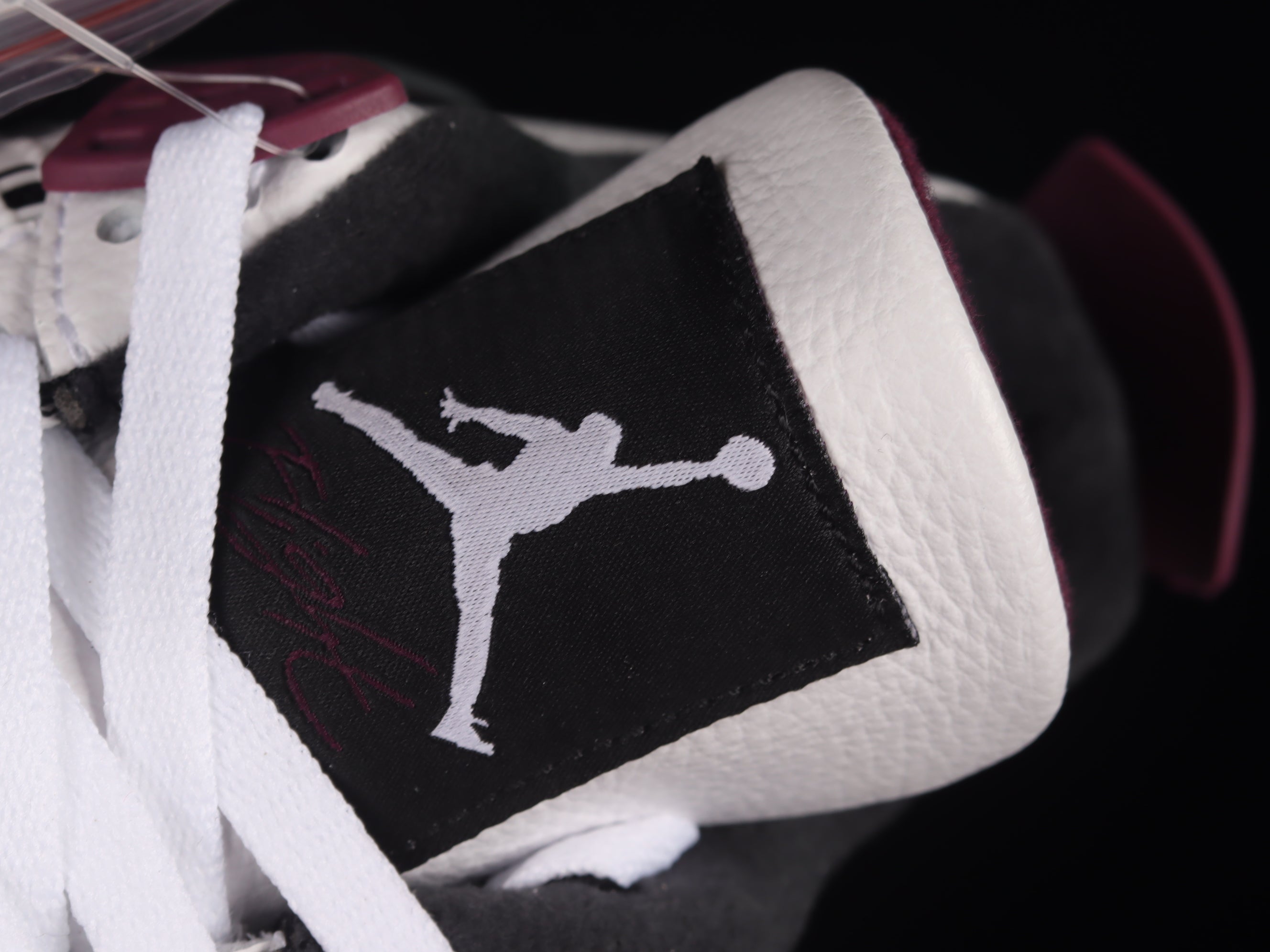 Jordan 4 Retro PSG Paris Saint-Germain