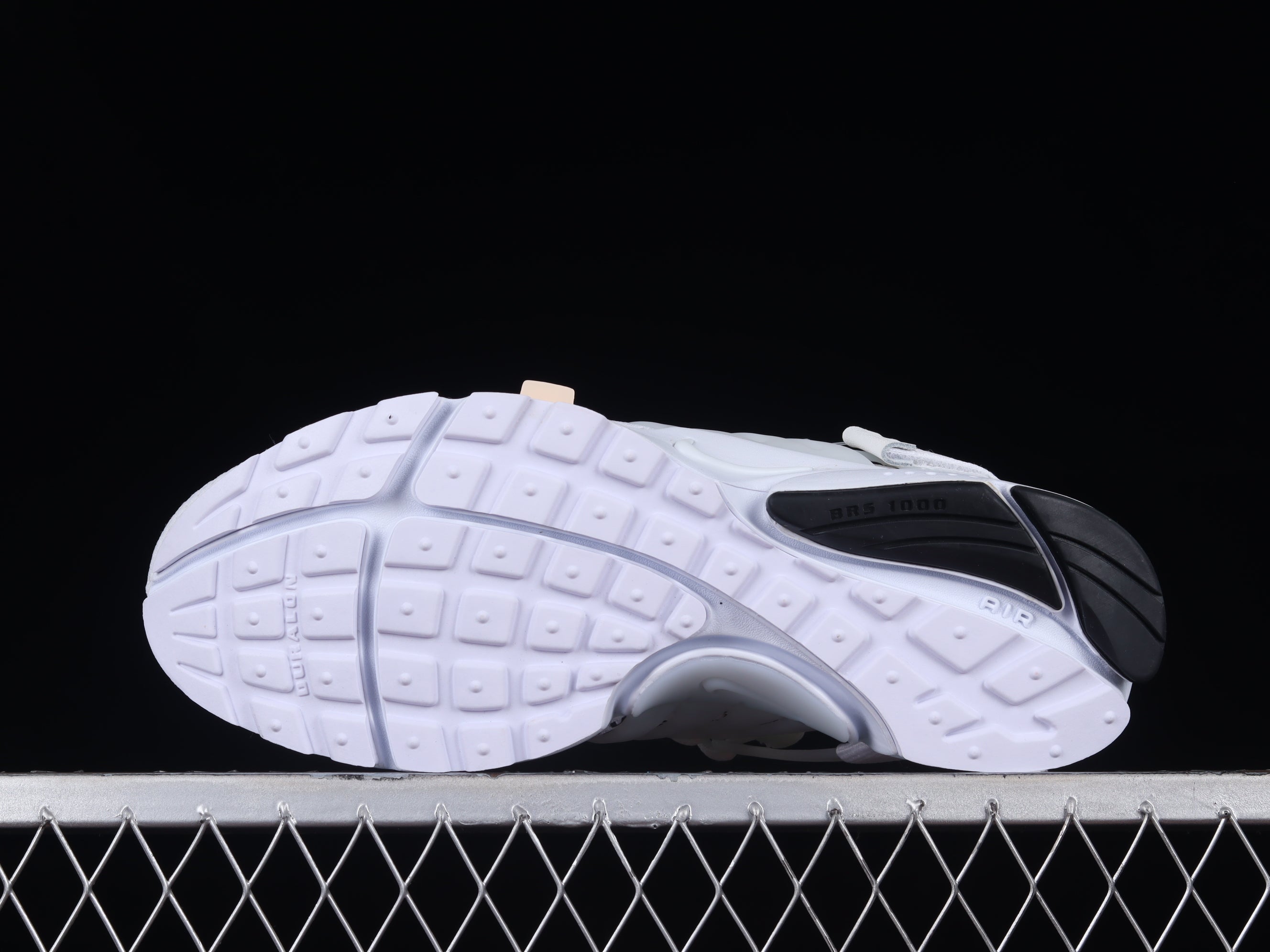 Off Wht Nk Air Presto