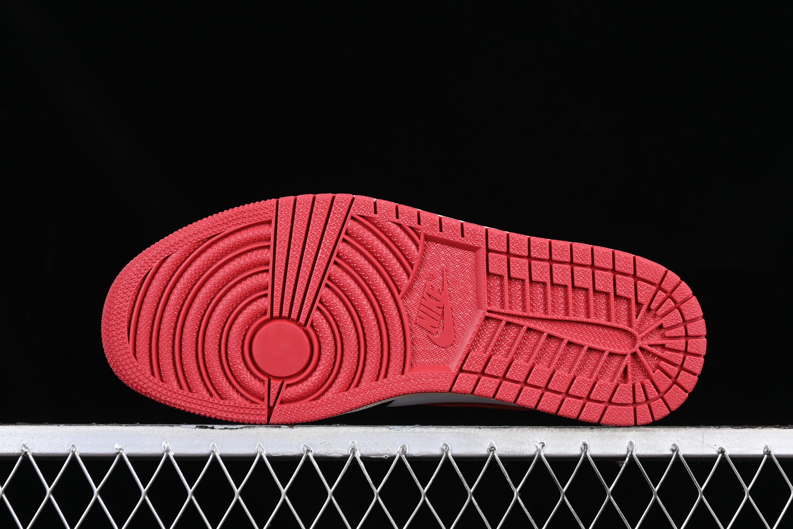J1 " OG Red/blk/wht "