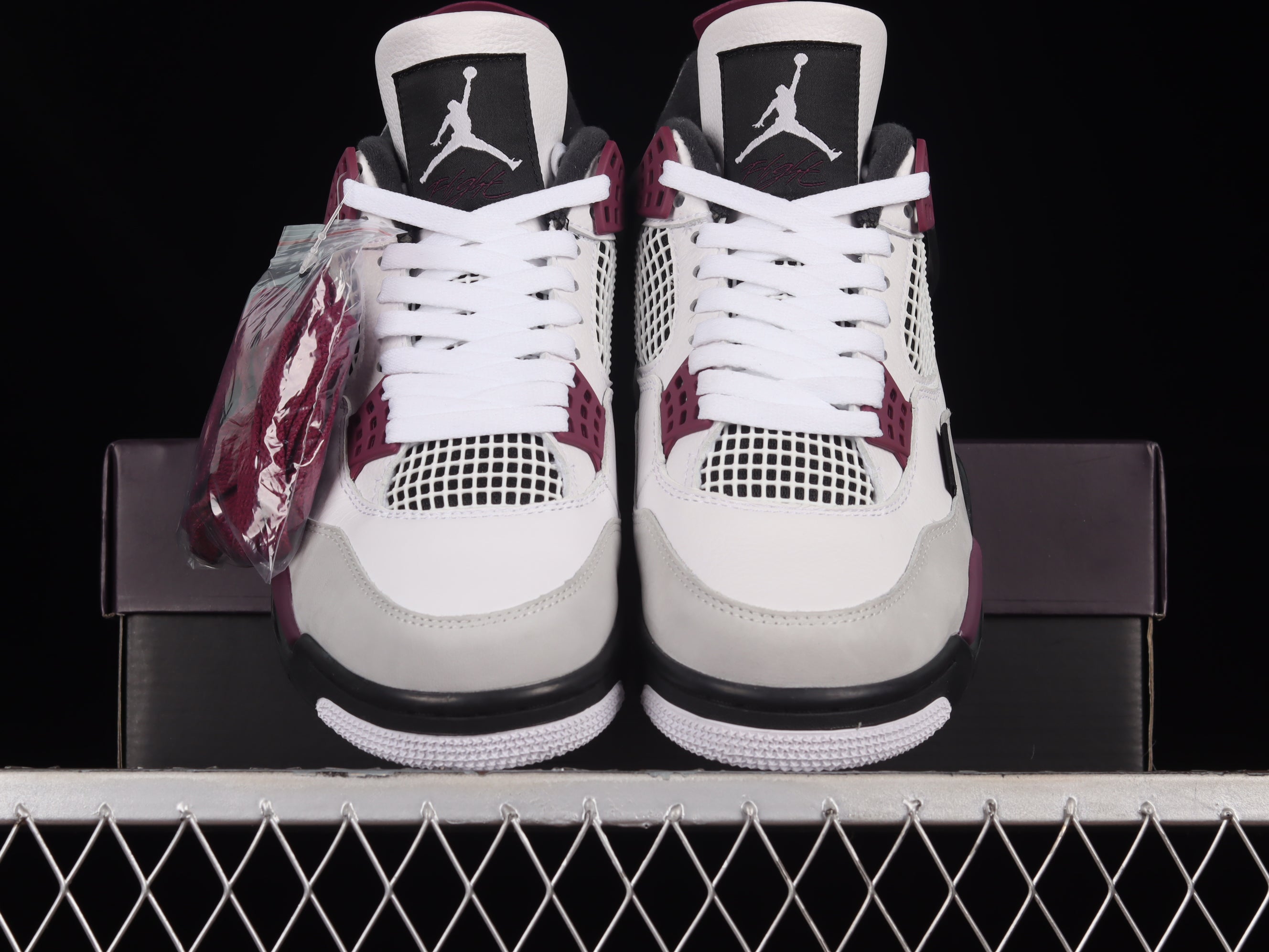 Jordan 4 Retro PSG Paris Saint-Germain