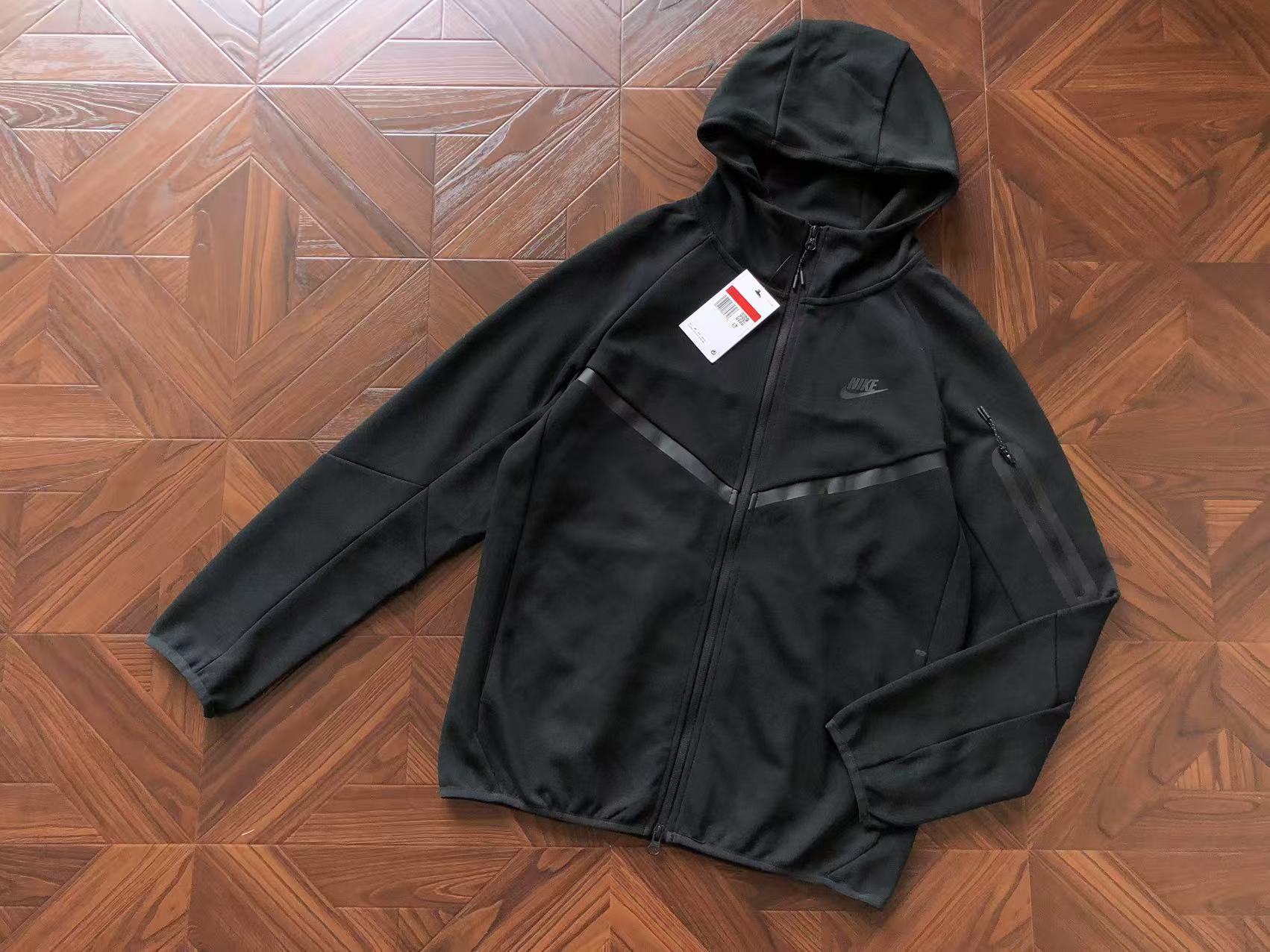 Nike Sportswear Tech Fleece Hoodie & Joggers Set (FW24)