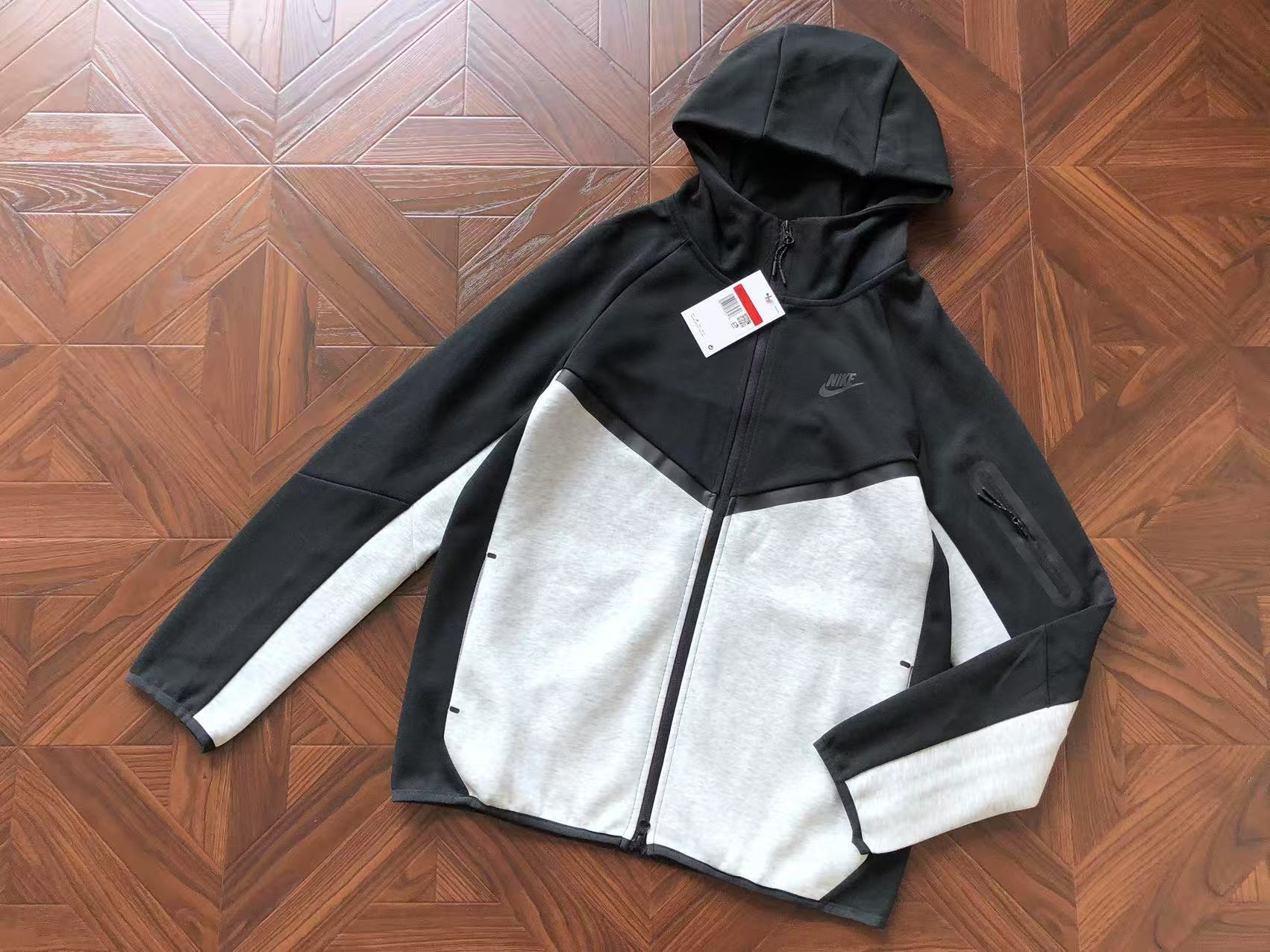 Nike Sportswear Tech Fleece Hoodie & Joggers Set (FW24)