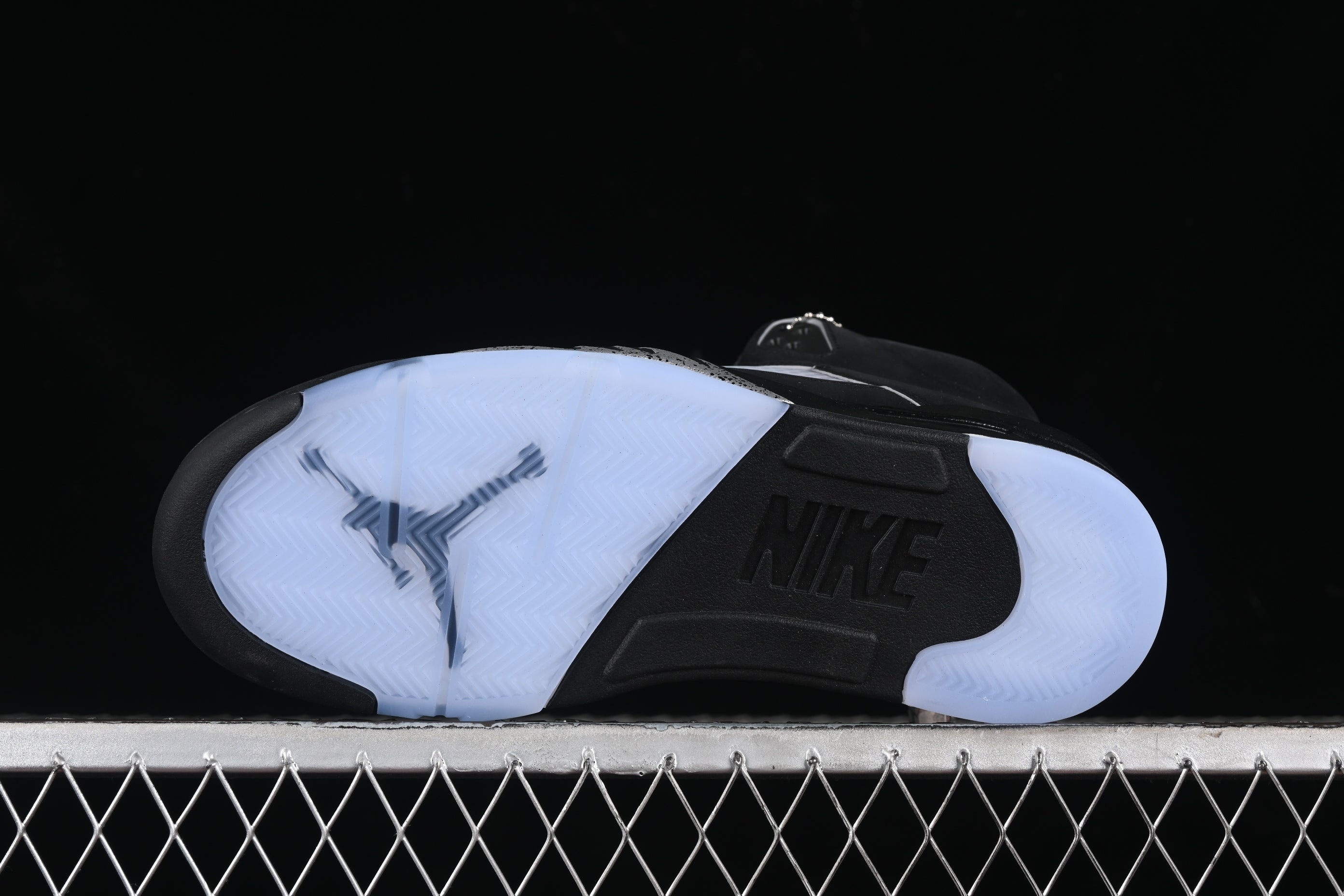 Air Jordan 5 Retro OG 'Black Metallic Reimagined'