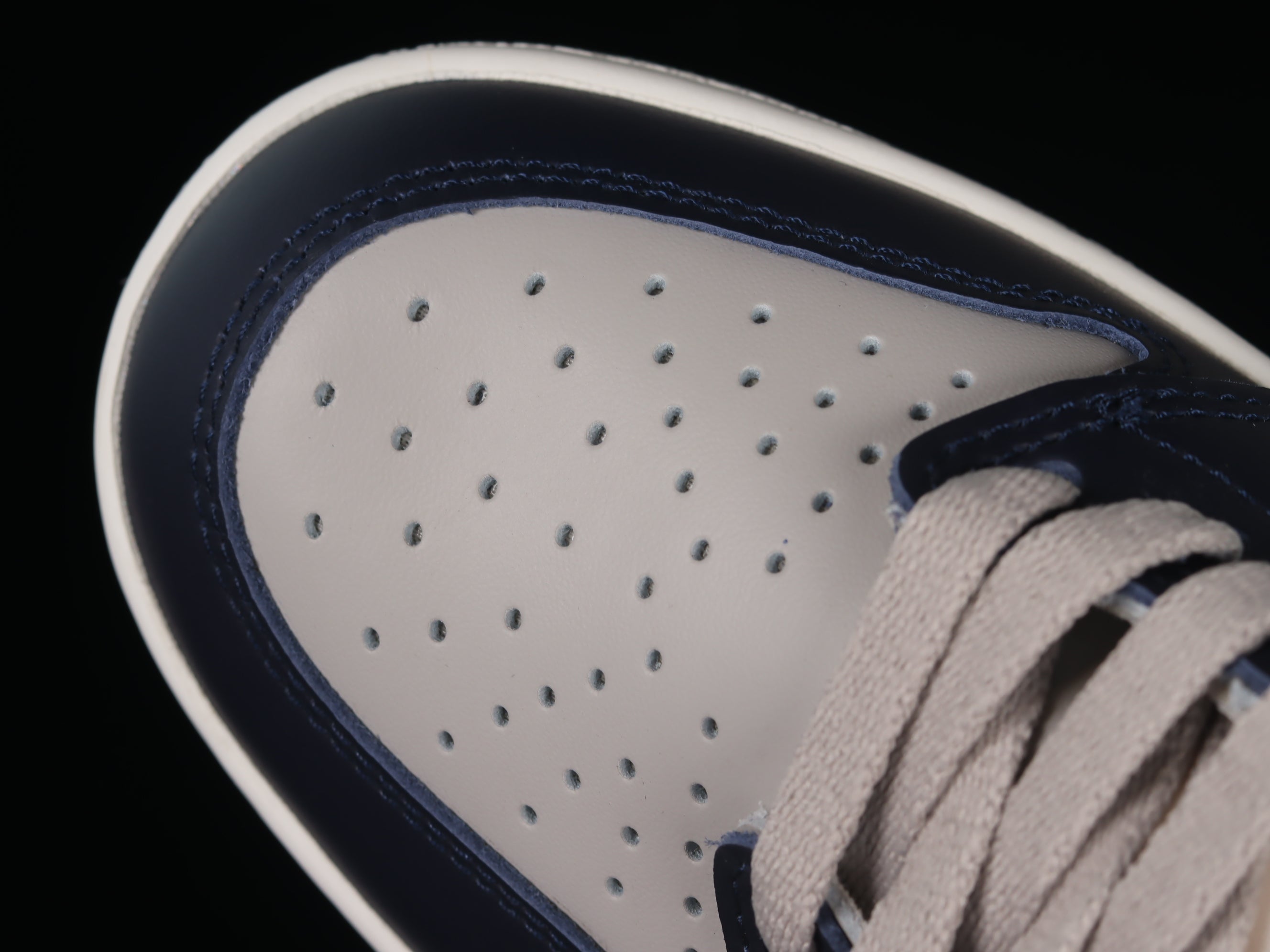 J1 " GeorgeTown "Retro High '85