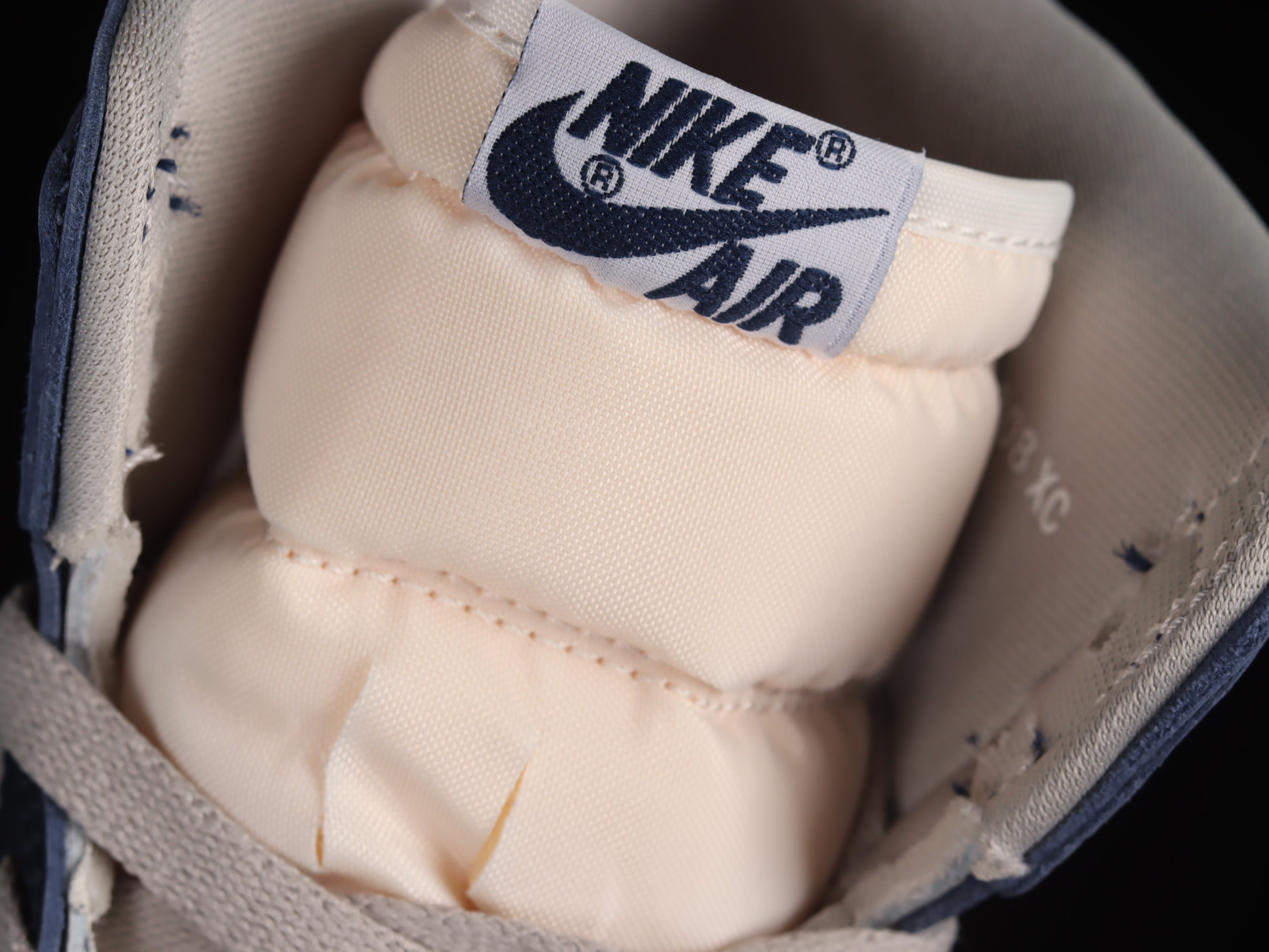 J1 " GeorgeTown "Retro High '85