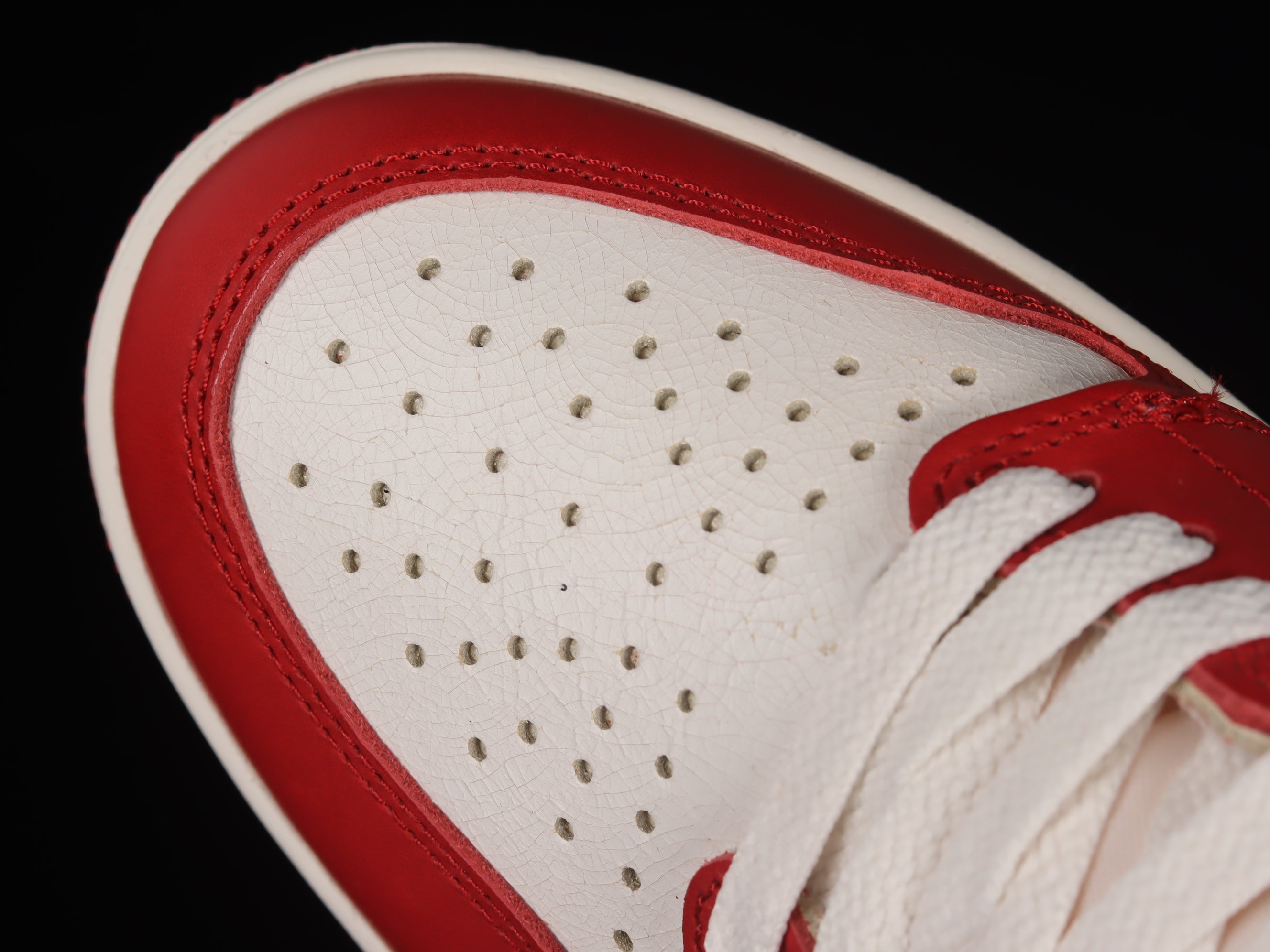 J1 " ChicagoLostAndFound "