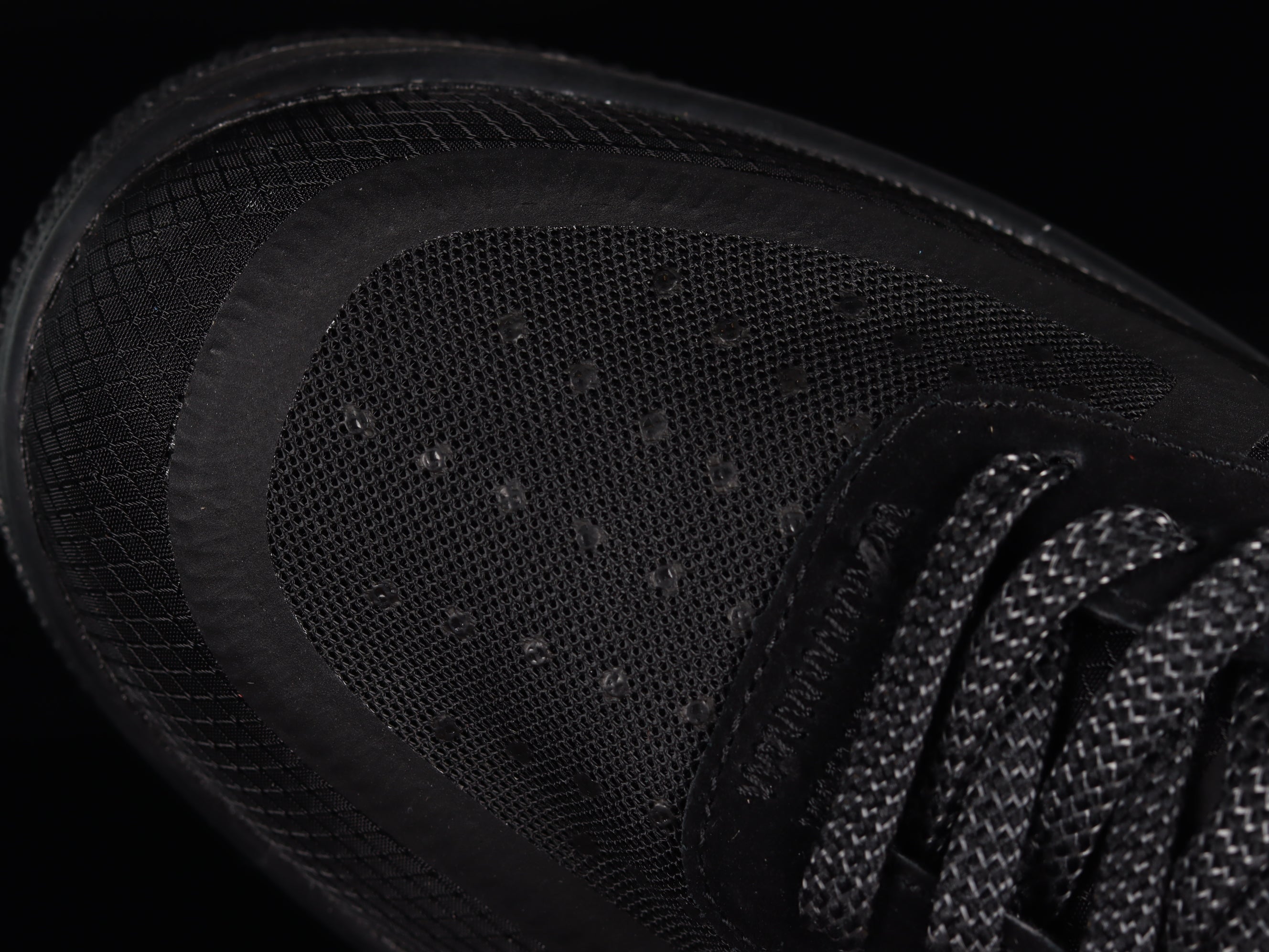 Air force x off black