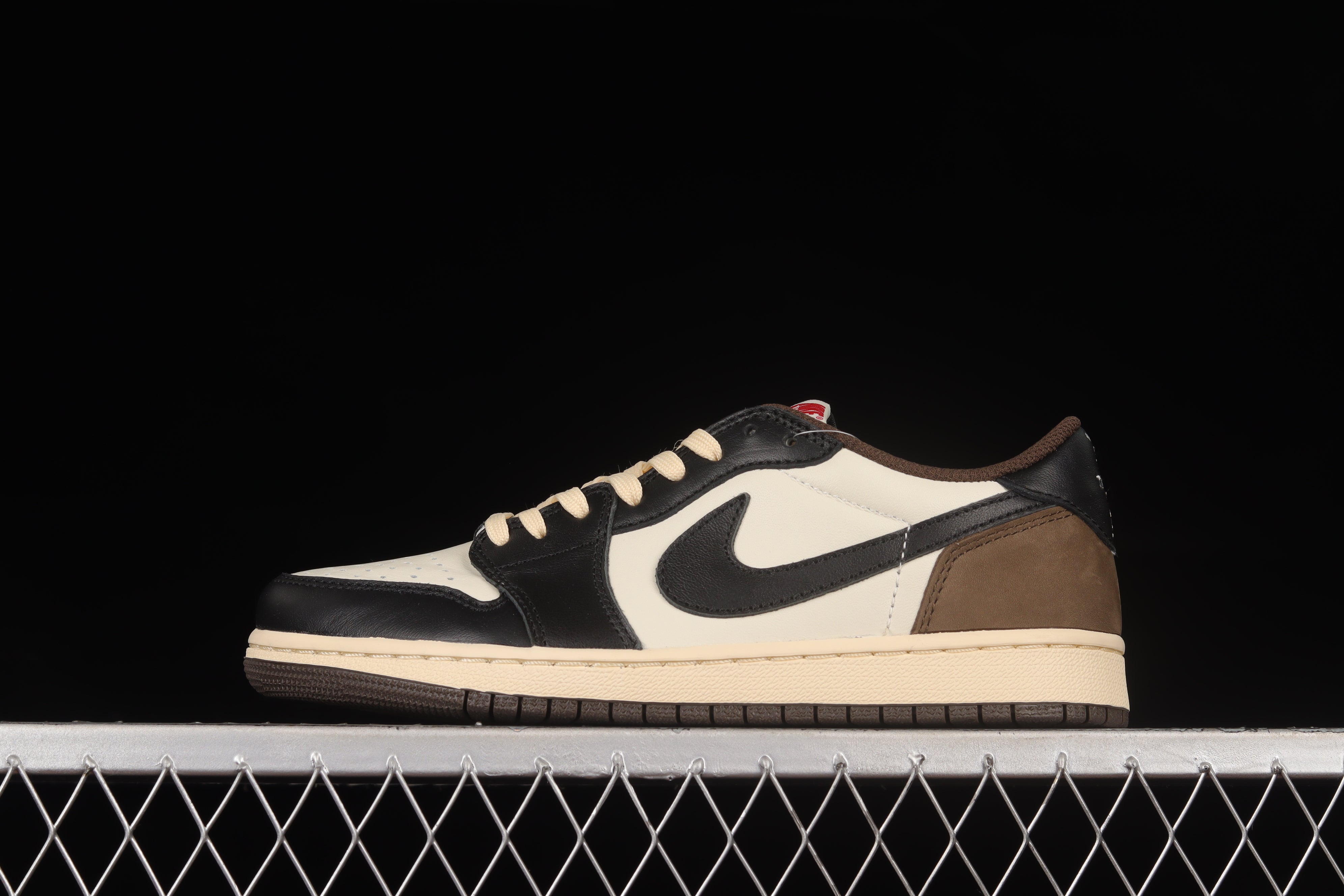 Air Jordan 1 low mocha