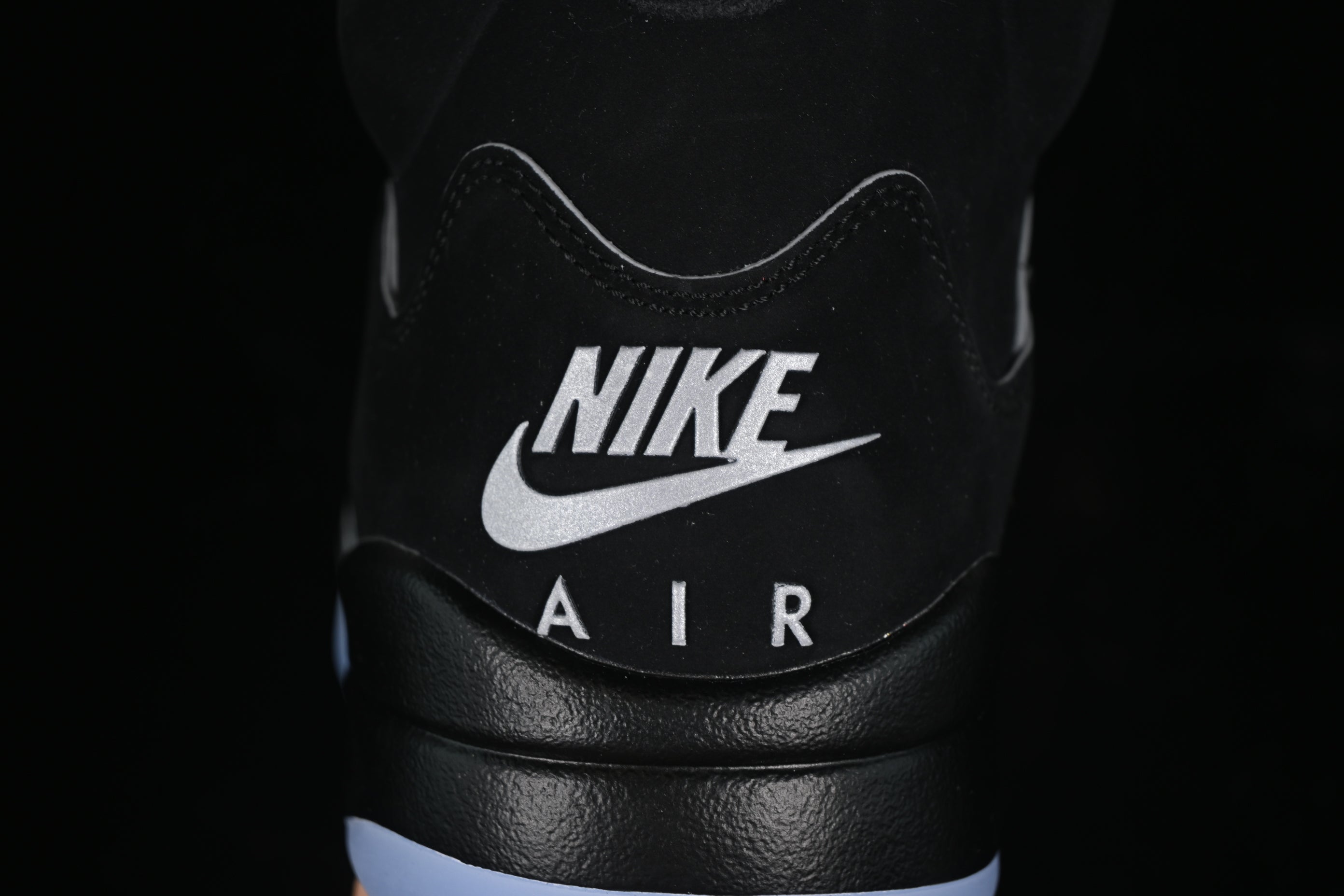 Air Jordan 5 Retro OG 'Black Metallic Reimagined'