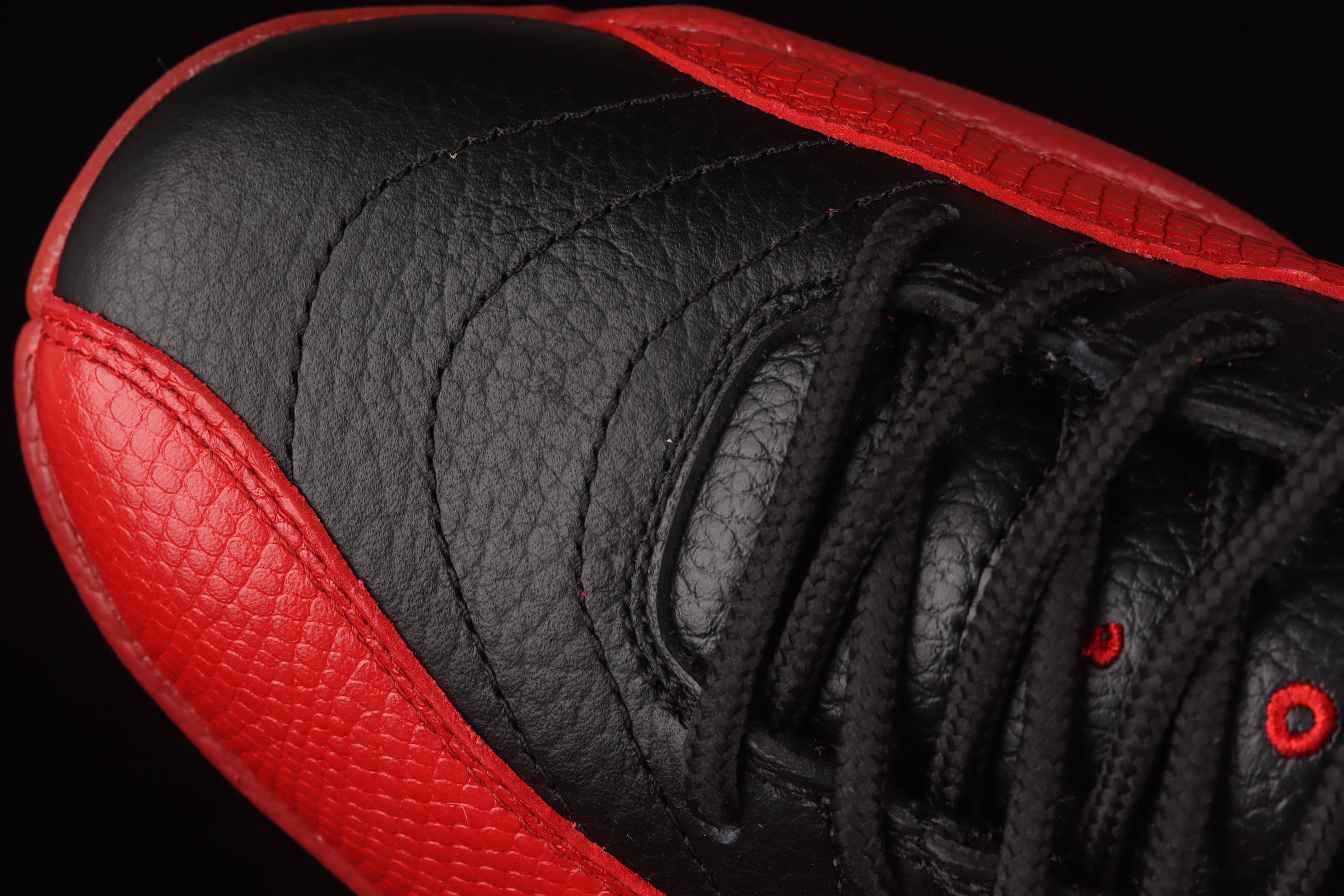 Jordan 12 Retro Flu Game (2016)