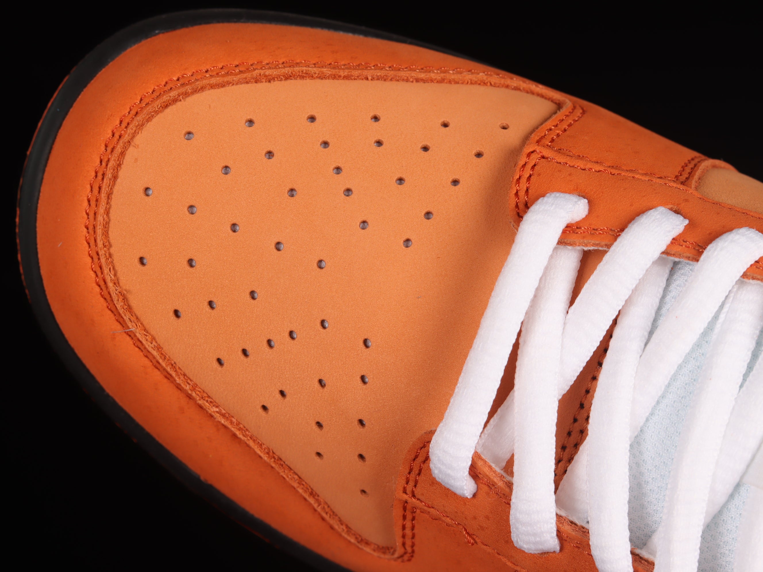 Concepts x Nk SB Dunk Low "Red Lobster