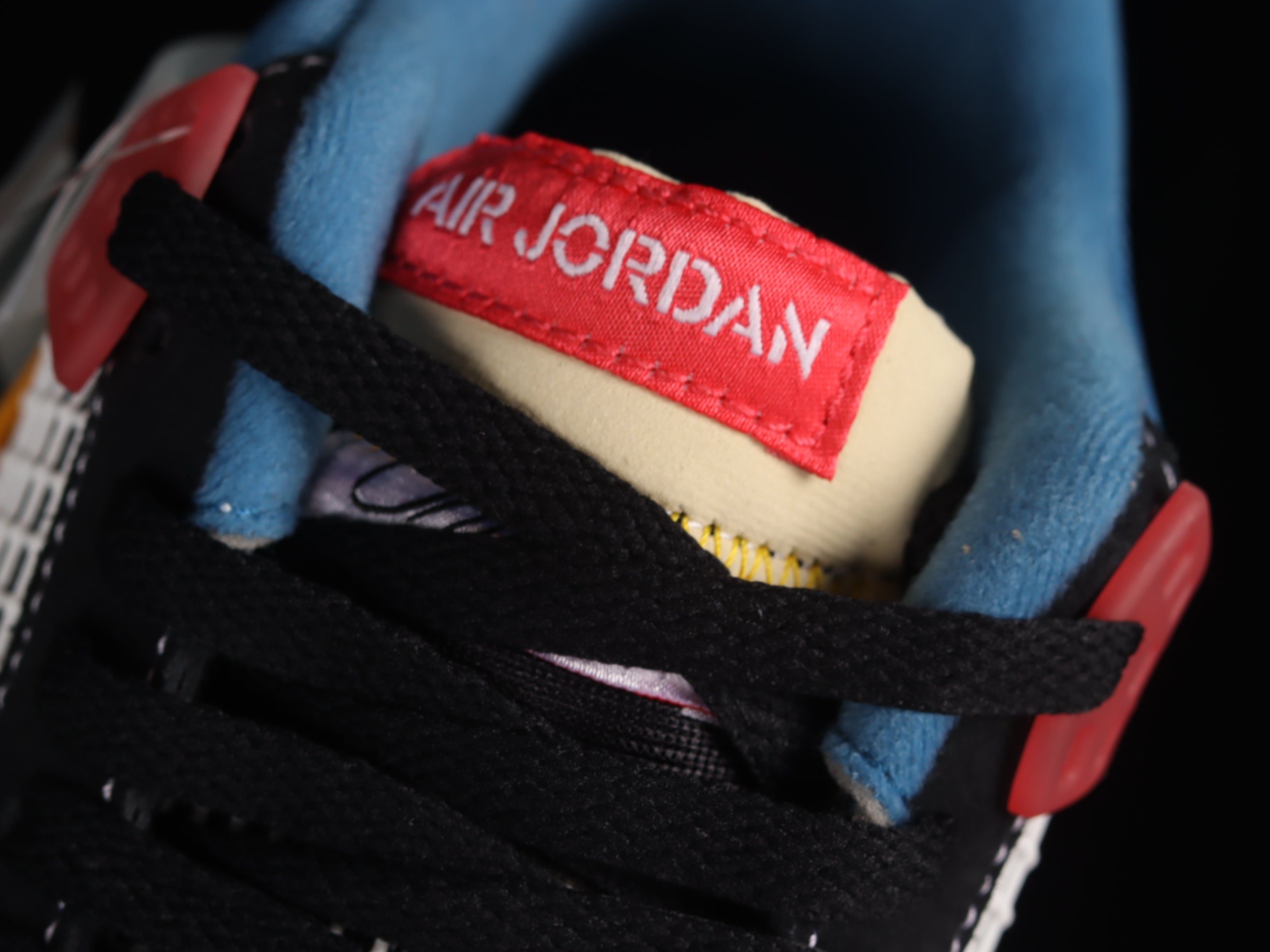 Jordan 4 Retro Union Off Noir