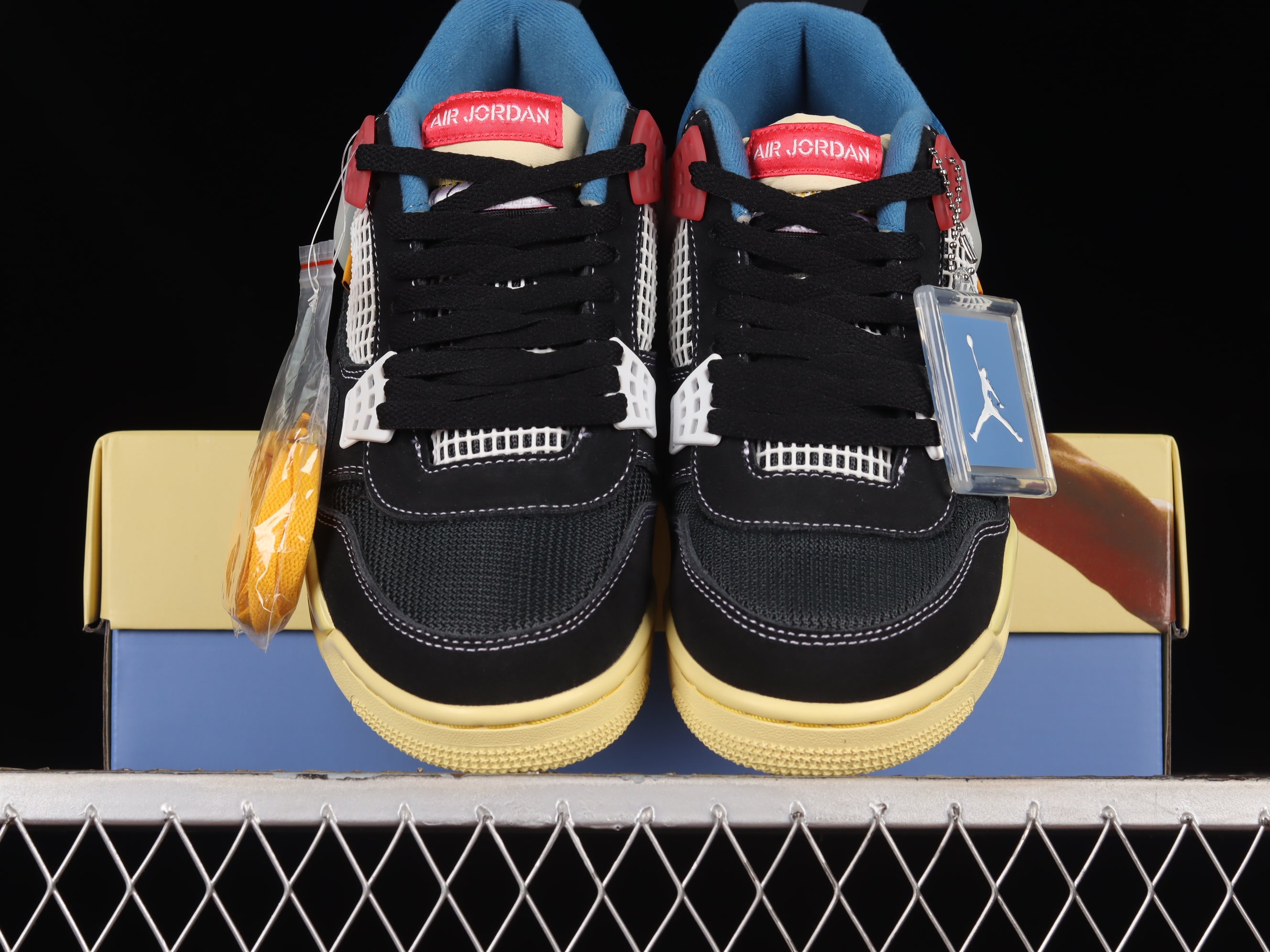 Jordan 4 Retro Union Off Noir