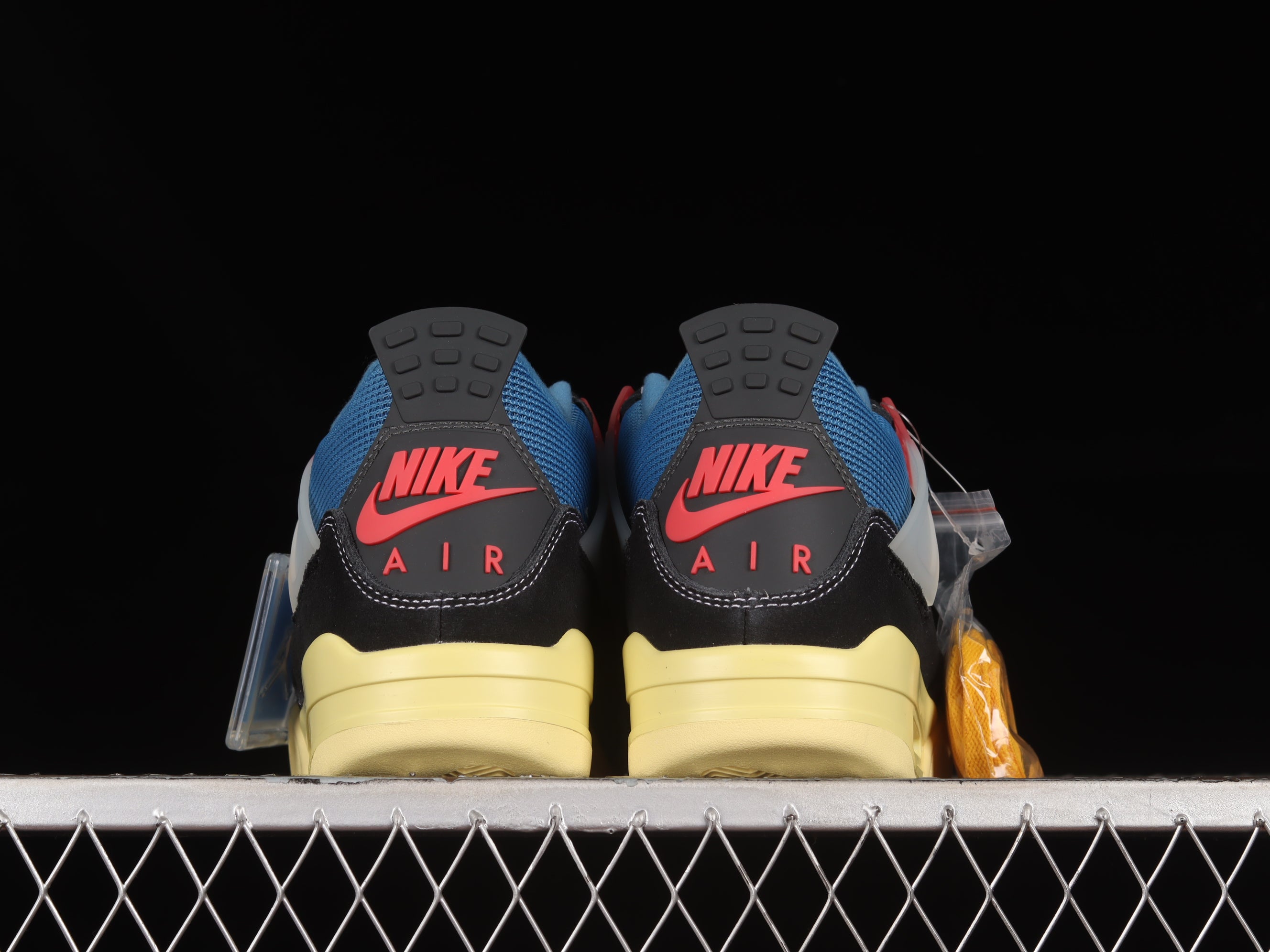 Jordan 4 Retro Union Off Noir