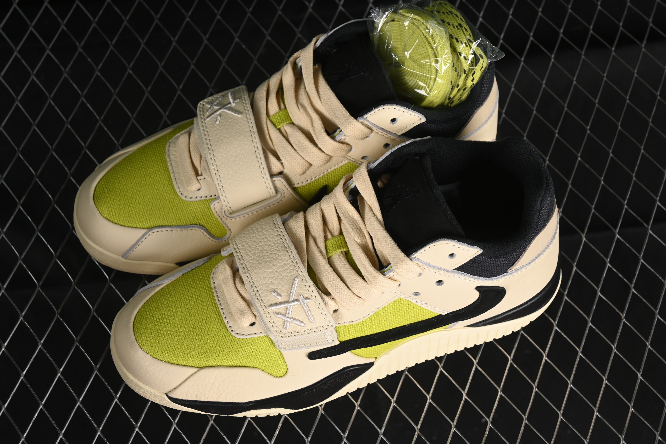 Air Jordan Jumpman Jack TR Travis Scott Bright Cactus