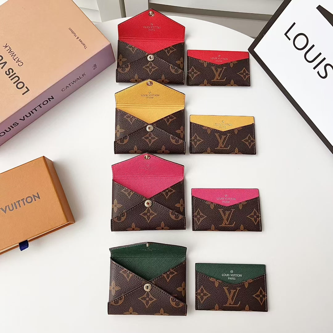 LV wallet card