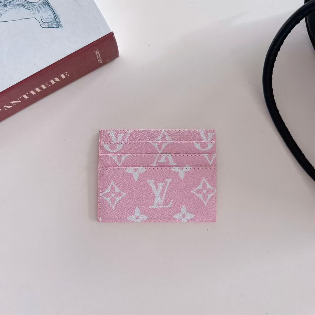 LV Wallet card
