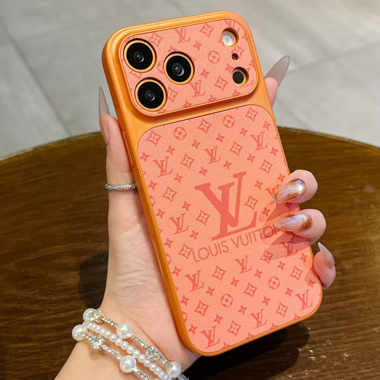LV Designer Cases - Premium