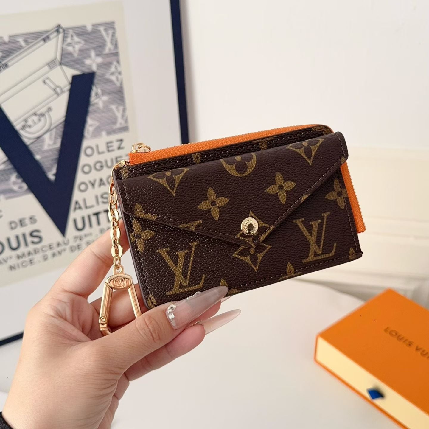 Leather Lv Coin Wallet - Compact Money Holder