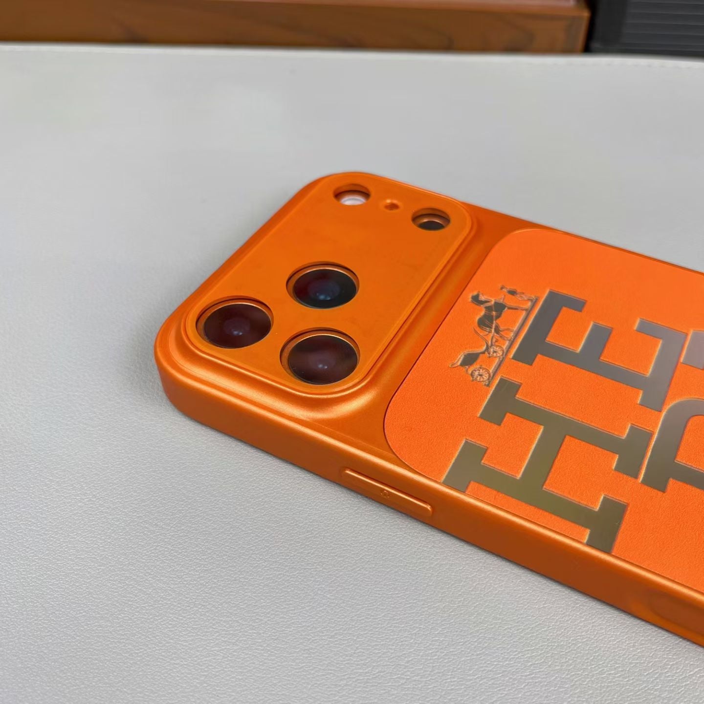 Hermès Orange iPhone Case - Premium Leather Protection