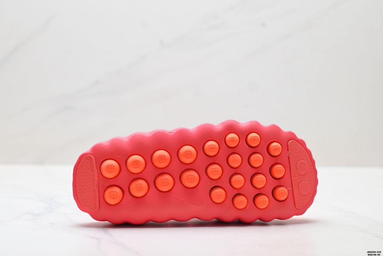 Nike Mind 001 Slide Solar Red