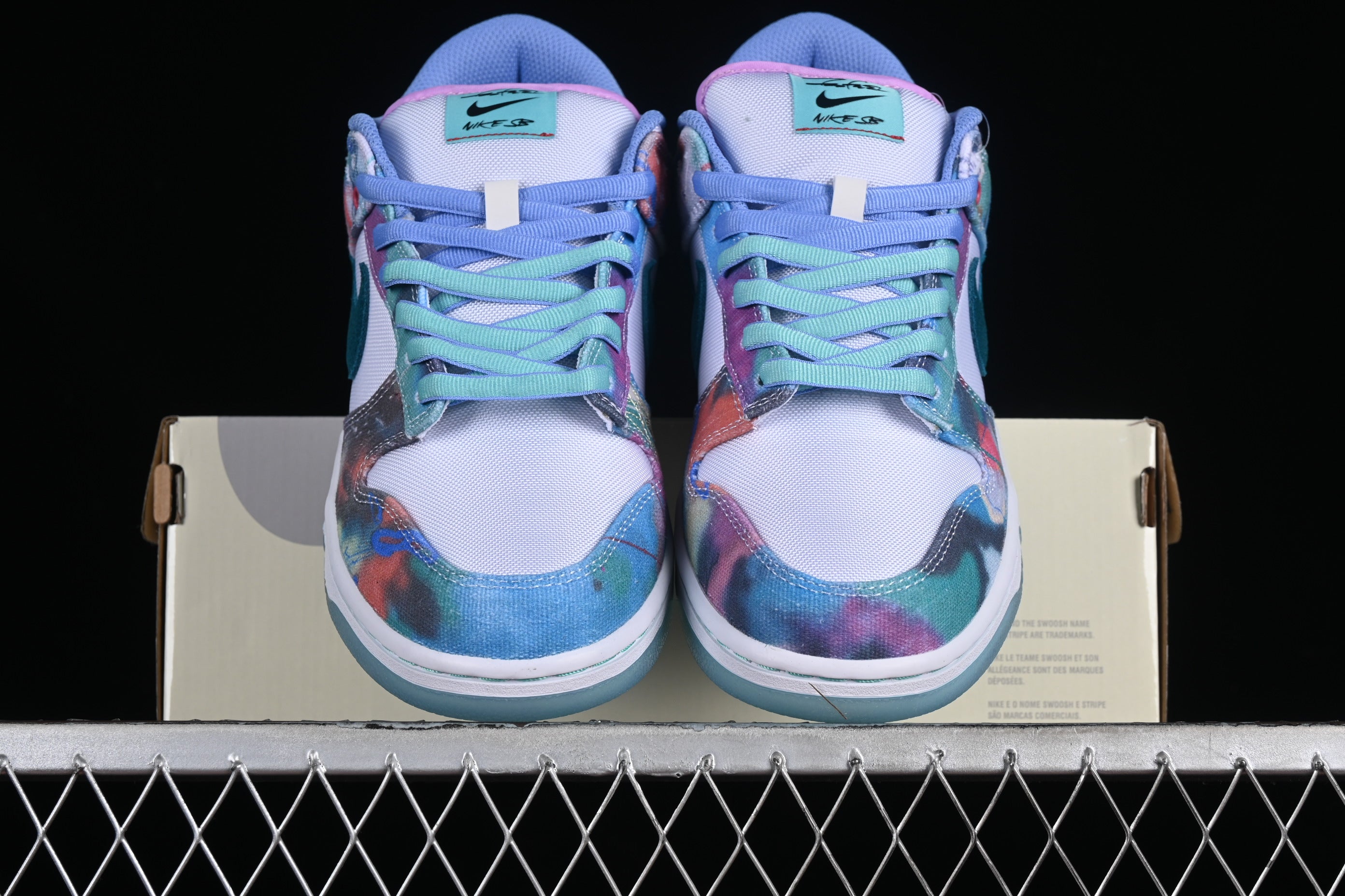 SB Dunk Low Futura Laboratories Bleached Aqua