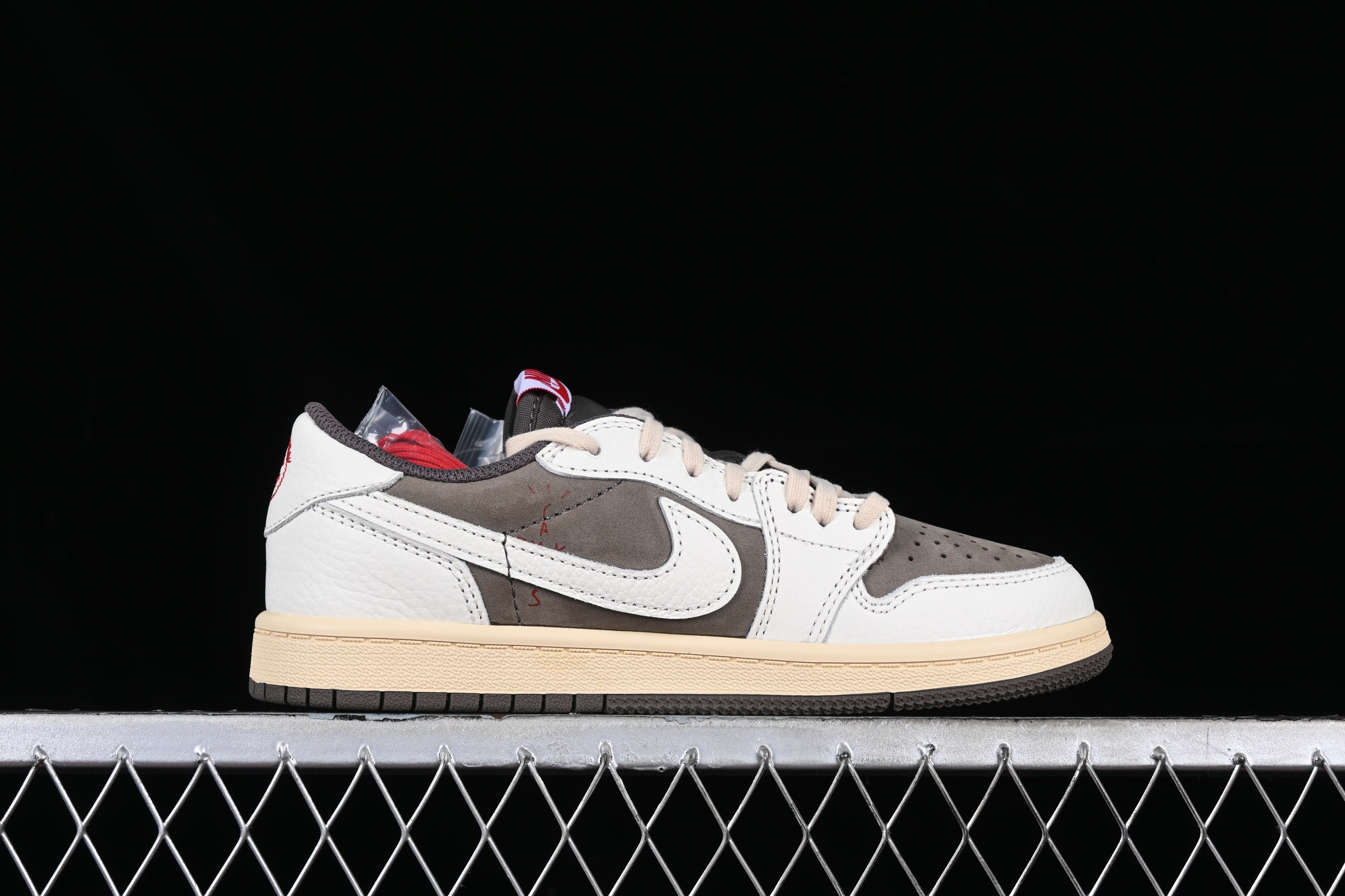 J1 Retro Low OG SP Travis Scott Reverse Mocha