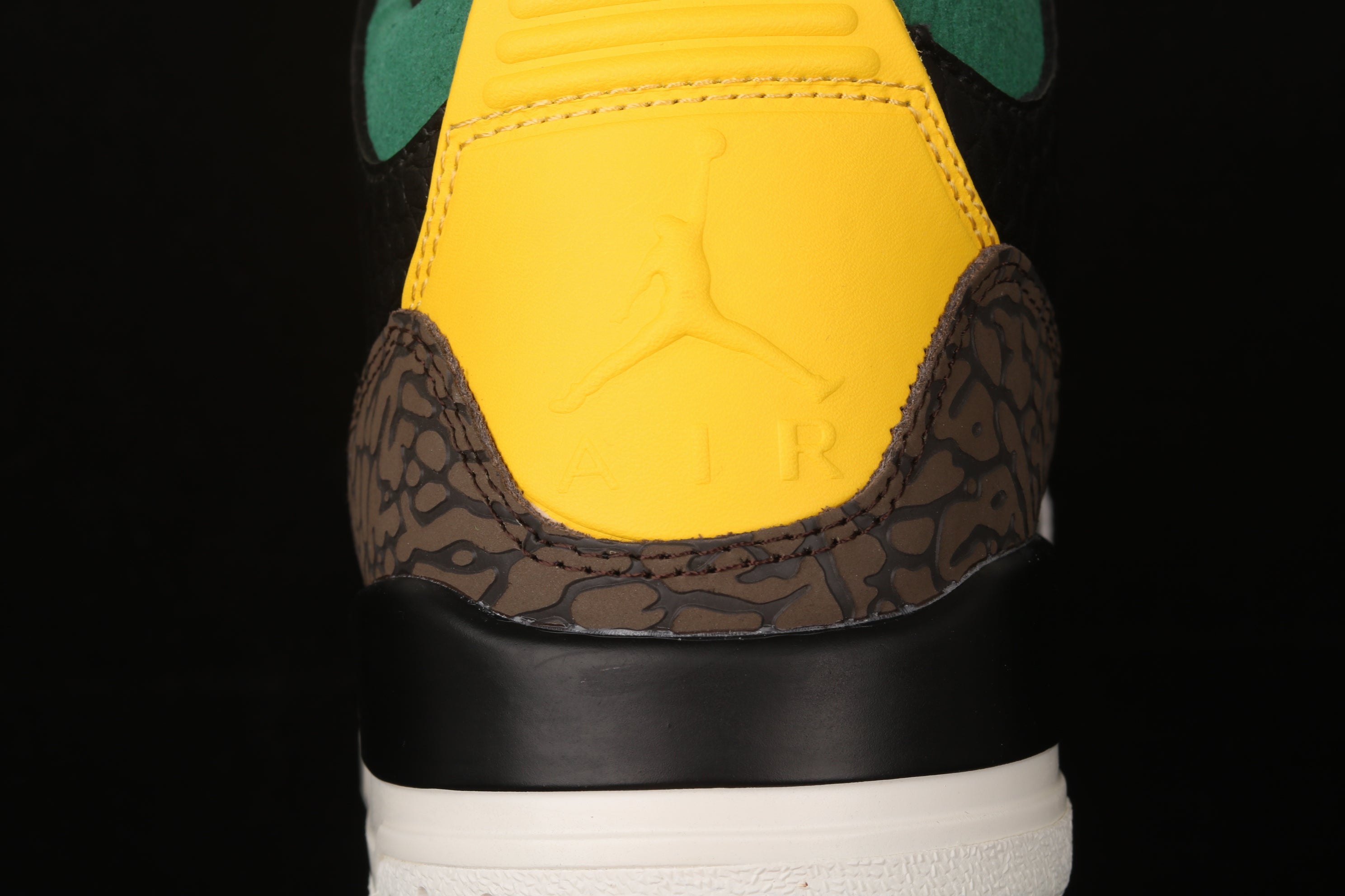 Air Jordan 3 SE“Animal Instinct 2.0”