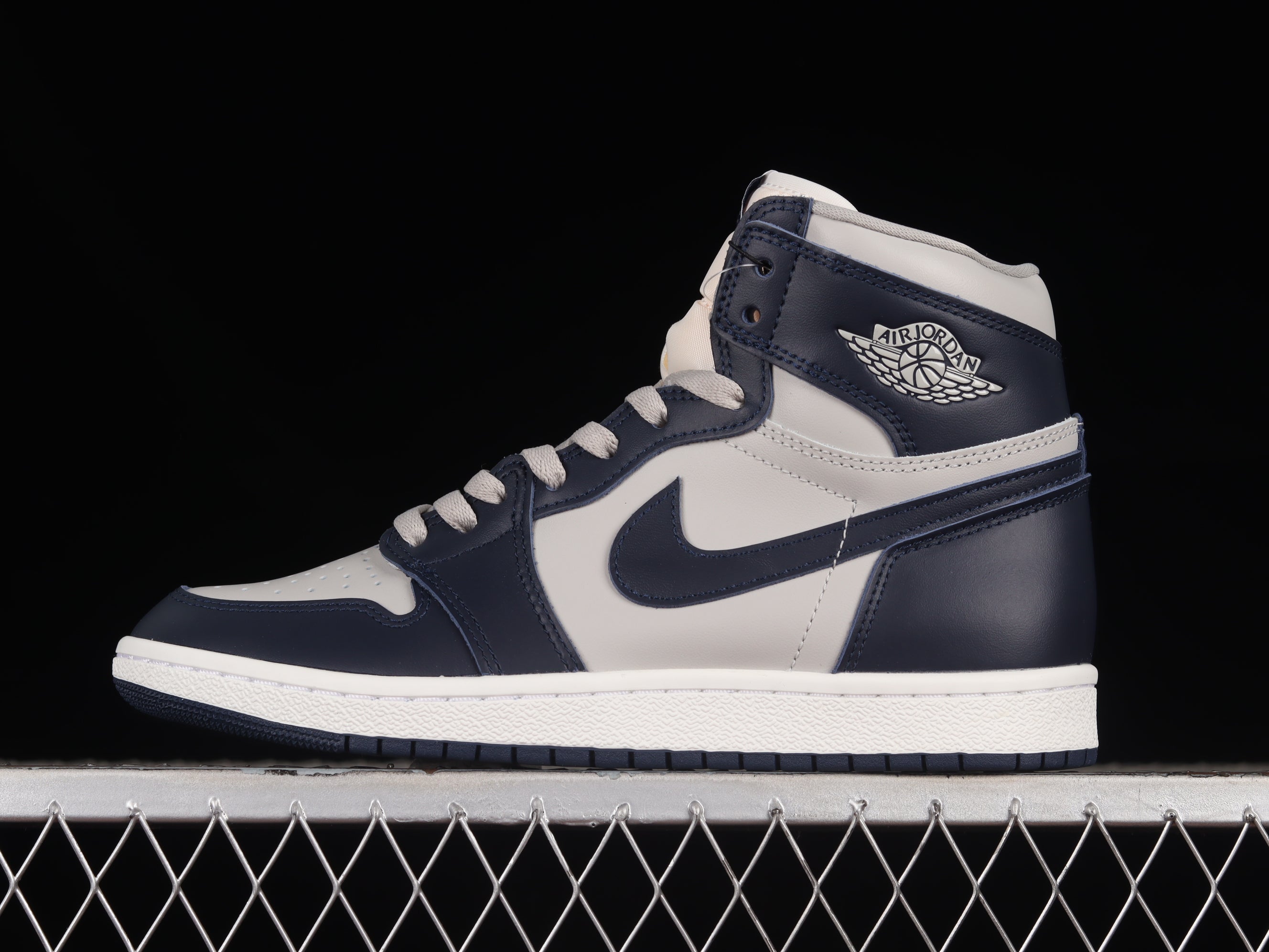 J1 " GeorgeTown "Retro High '85