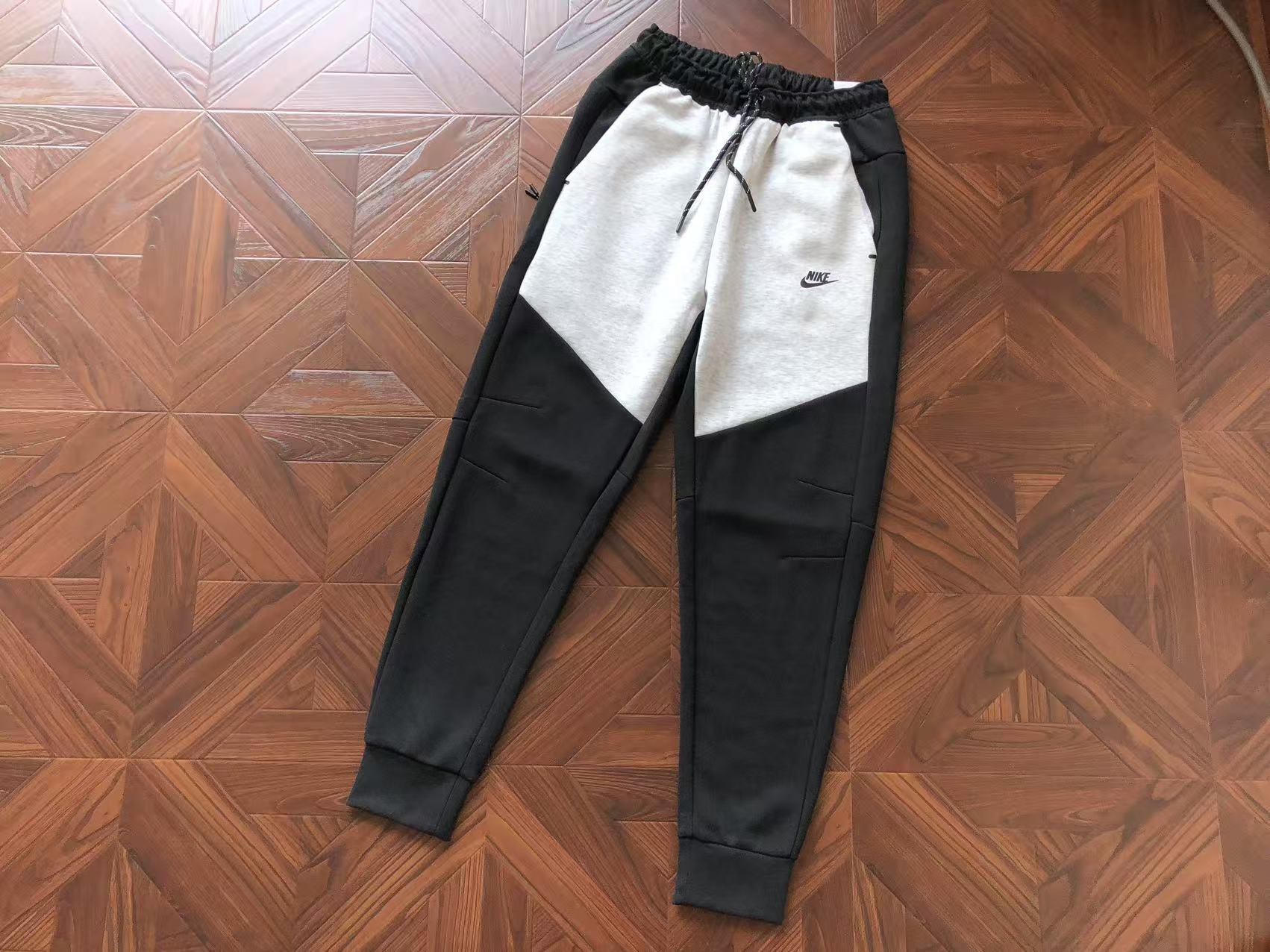 Nike Sportswear Tech Fleece Hoodie & Joggers Set (FW24)