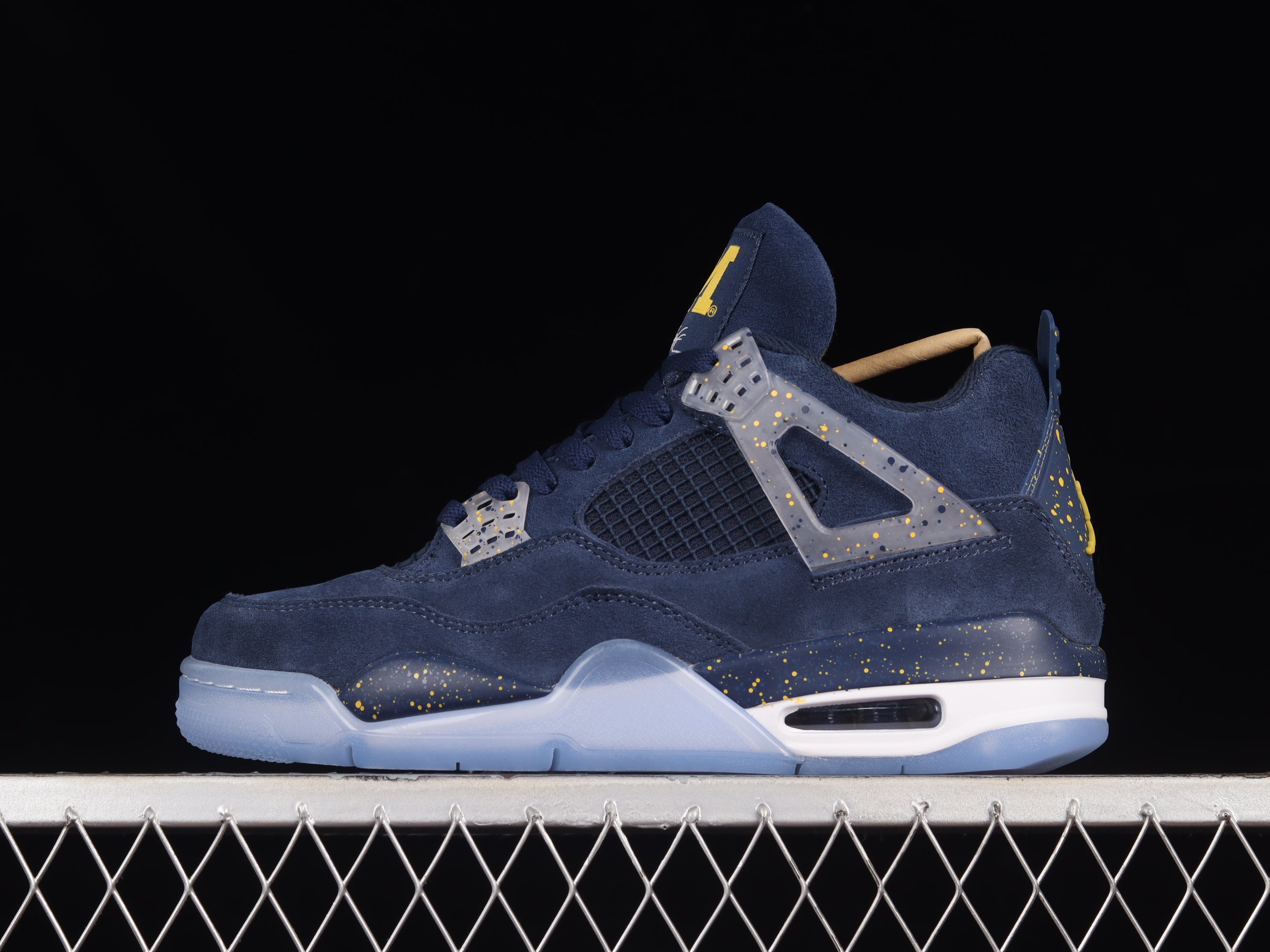 J4 " MichiganWolverines "