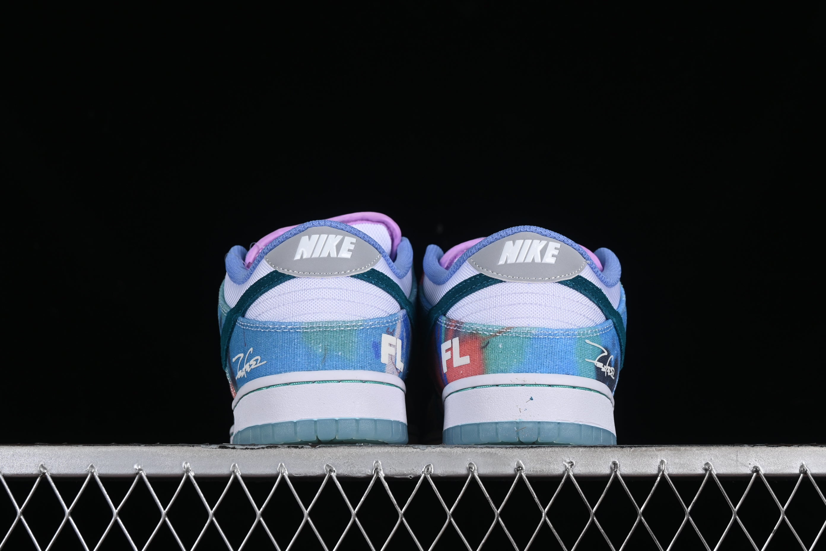 SB Dunk Low Futura Laboratories Bleached Aqua