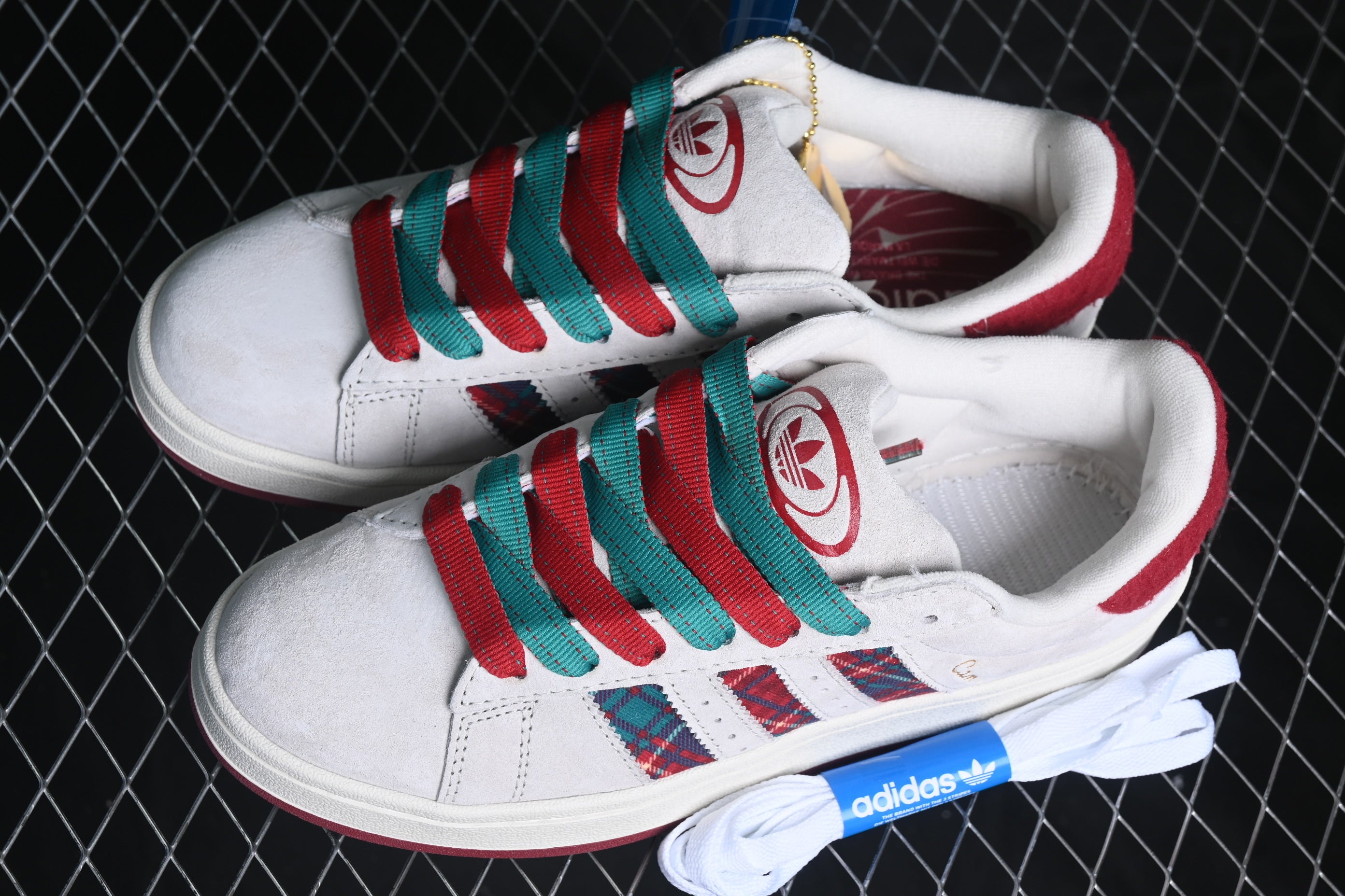 Adidas Originals Campus 00s Round Toe Lace-Up