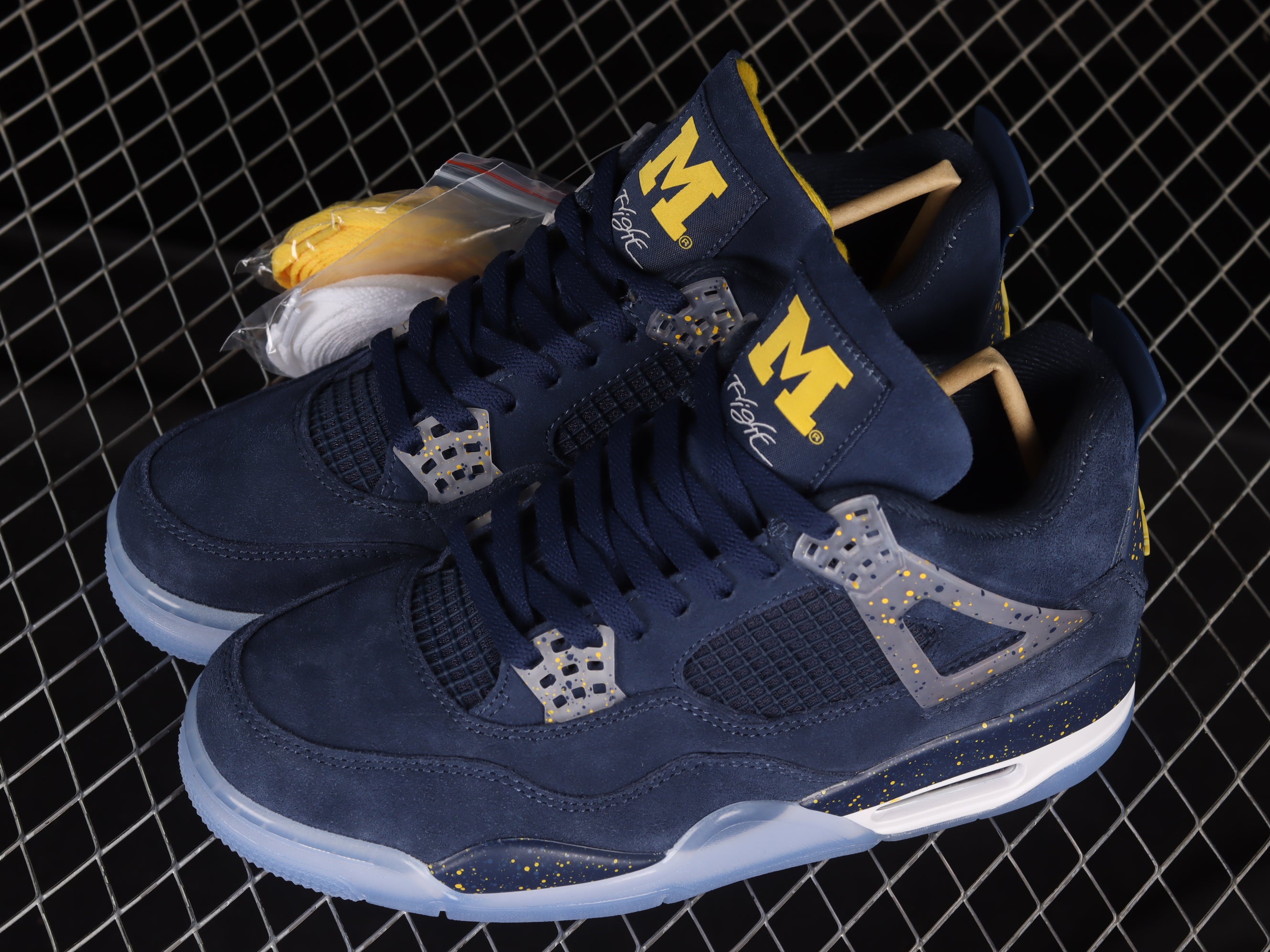 J4 " MichiganWolverines "