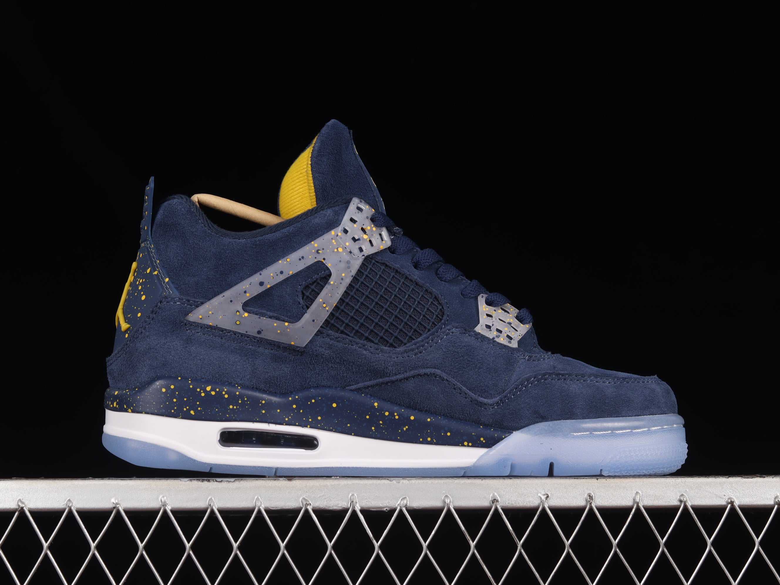 J4 " MichiganWolverines "