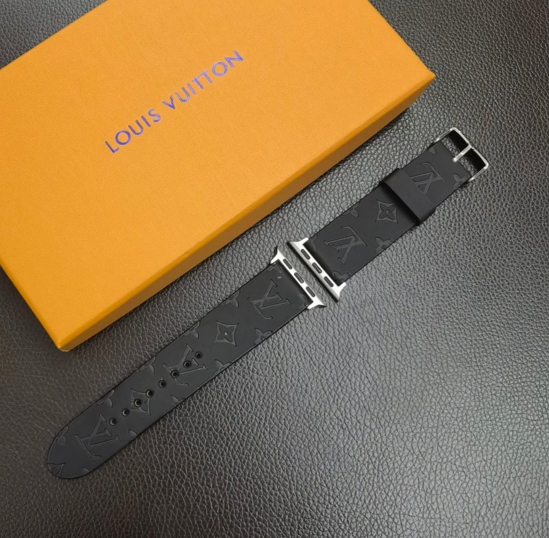 Lv New black apple watch band
